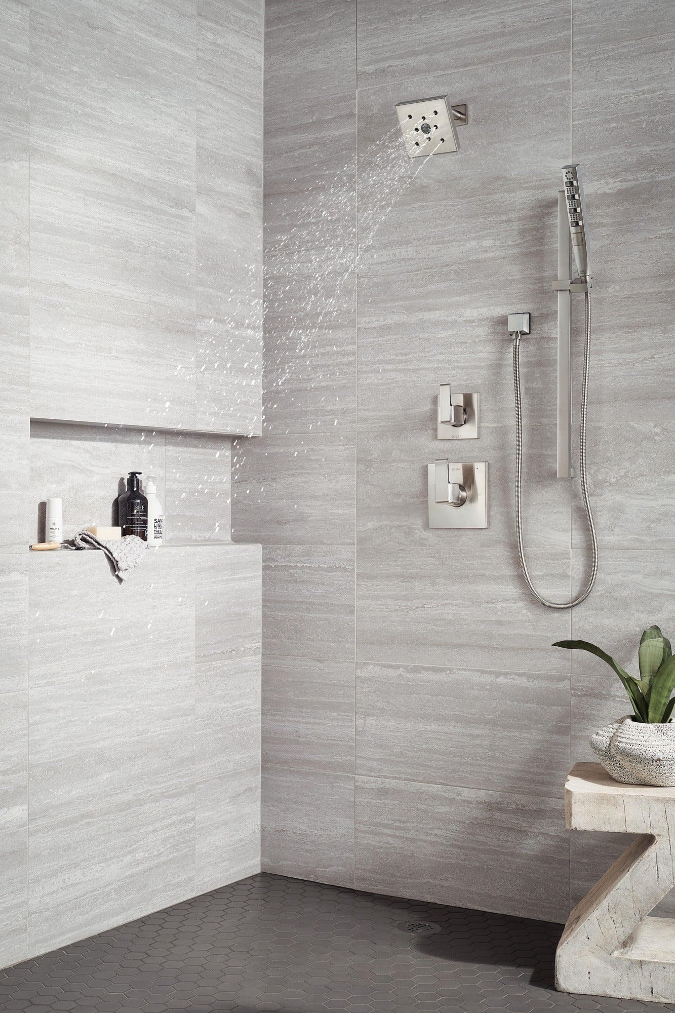 Delta Universal Showering Components H2OKinetic® Hand Shower 1.75 GPM w/Slide Bar 4S