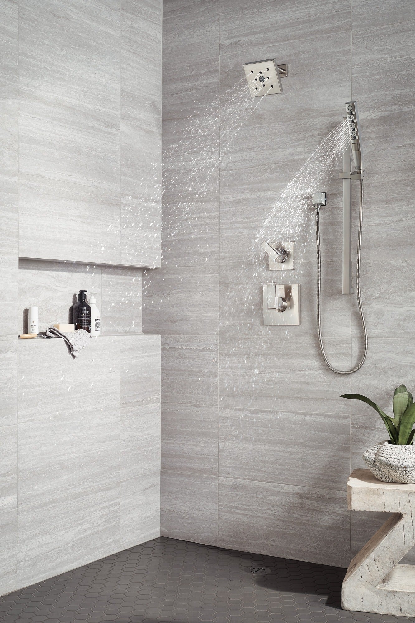 Delta Universal Showering Components H2OKinetic® Hand Shower 1.75 GPM w/Slide Bar 4S