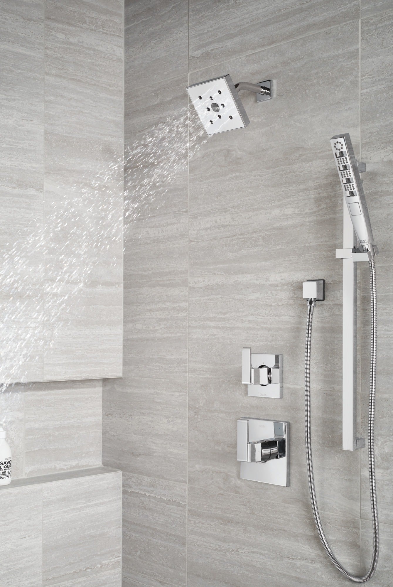Delta Universal Showering Components H2OKinetic® Hand Shower 1.75 GPM w/Slide Bar 4S