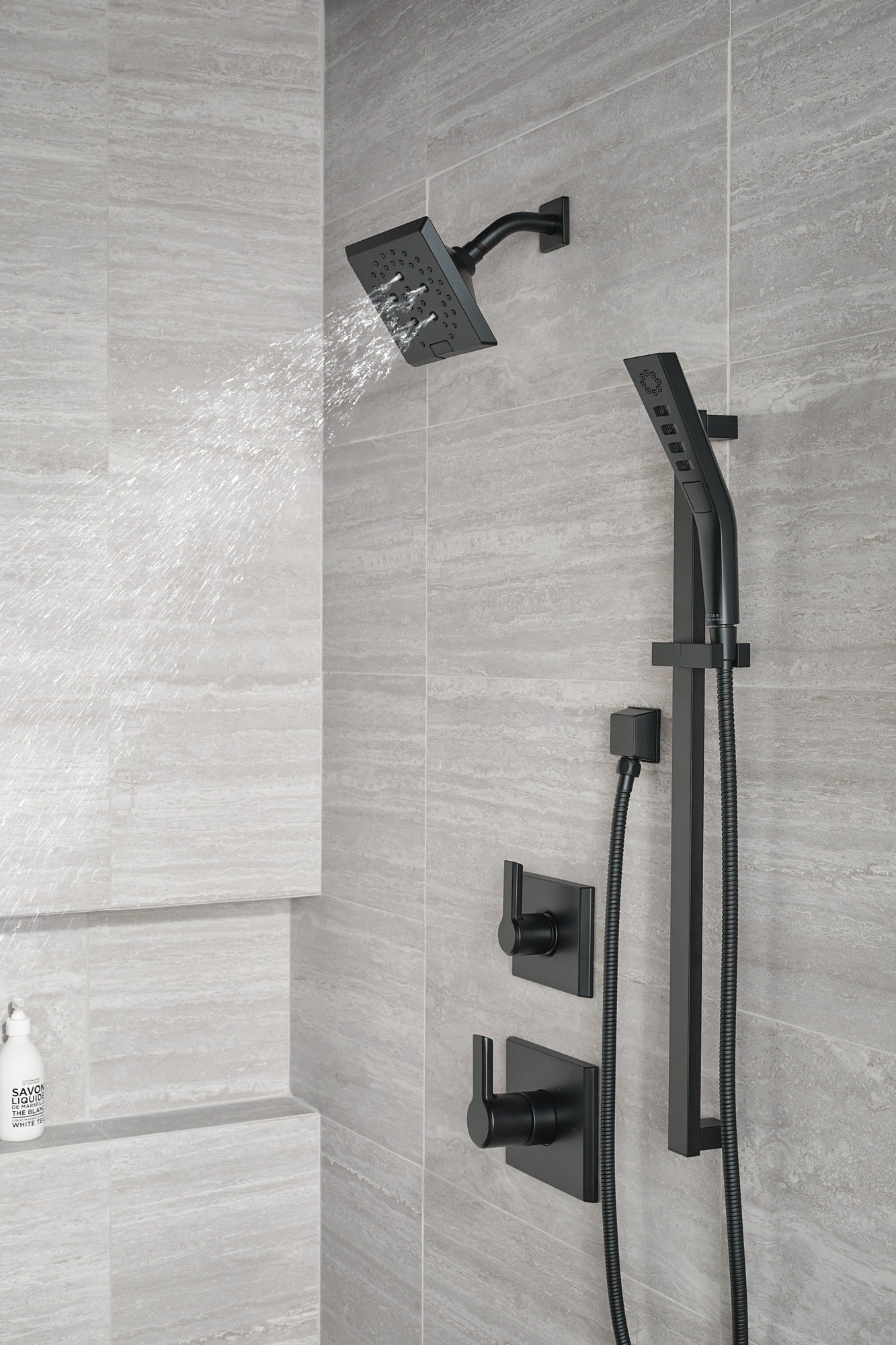 Delta Pivotal® Monitor® 14 Series H2OKinetic® Shower Trim