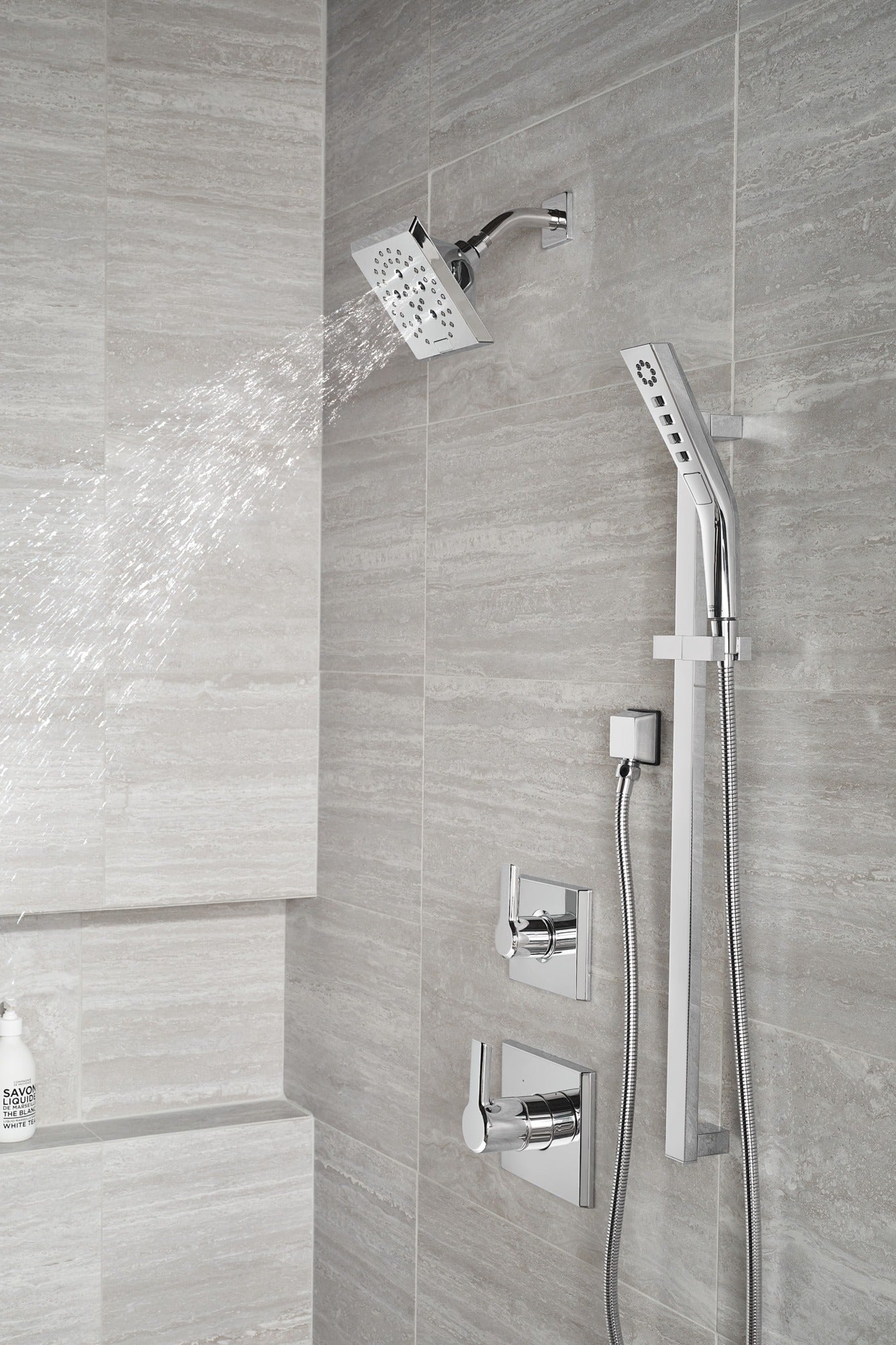 Delta Pivotal® Monitor® 14 Series H2OKinetic® Shower Trim