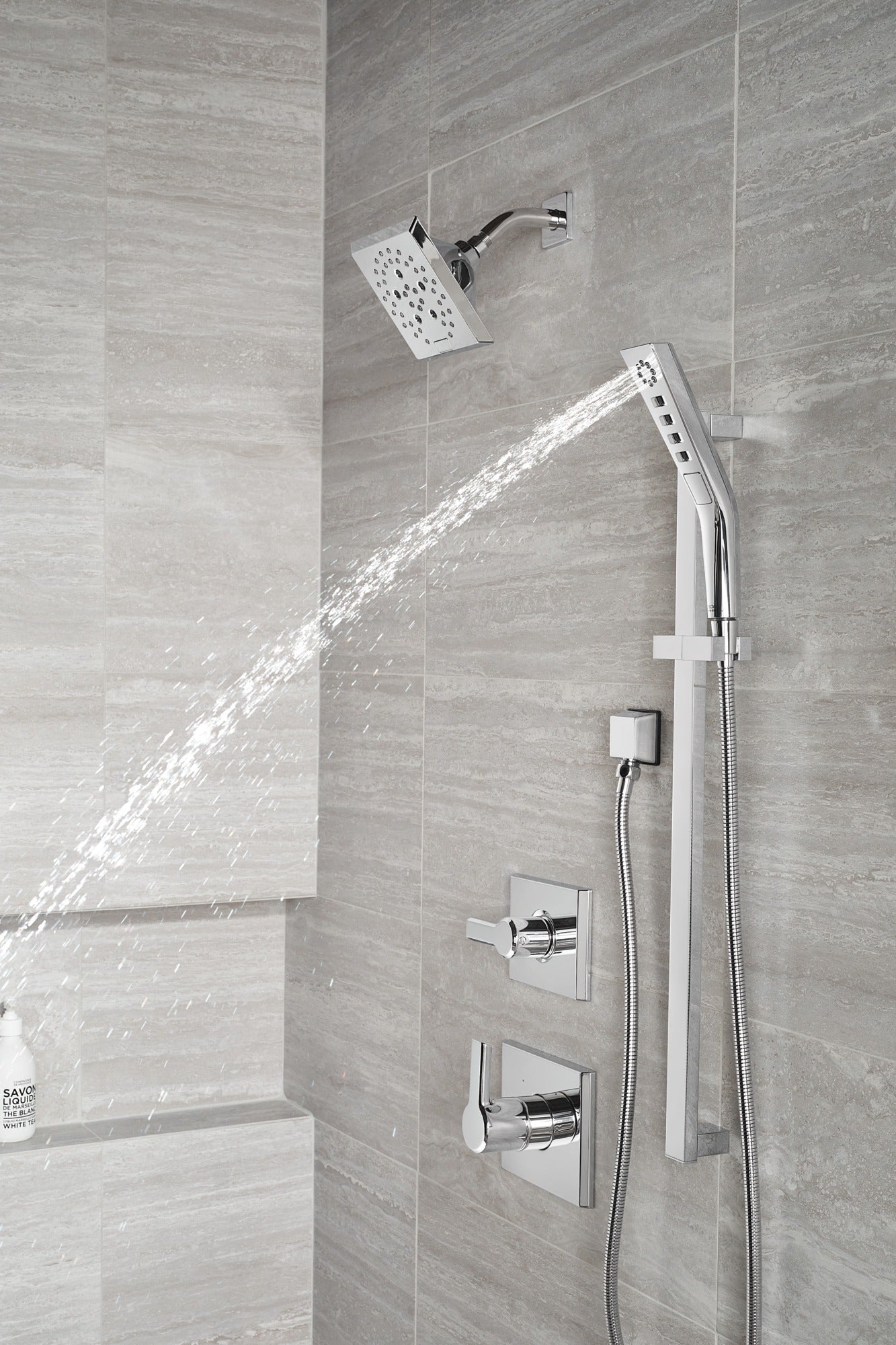 Delta Pivotal® Monitor® 14 Series H2OKinetic® Shower Trim
