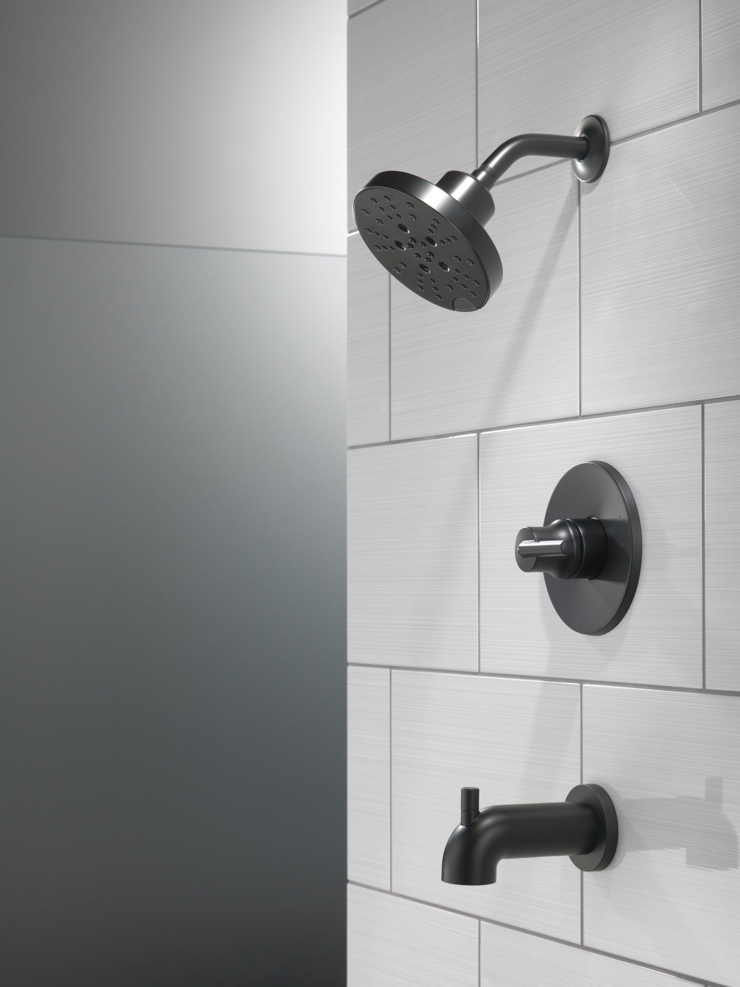 Delta Universal Showering Components H2OKinetic® 5-Setting Contemporary Raincan Shower Head