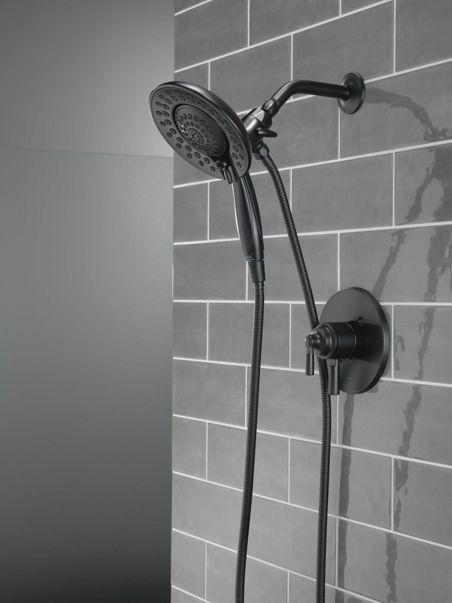 Delta Saylor® Monitor® 17 Series Shower Trim with In2ition®