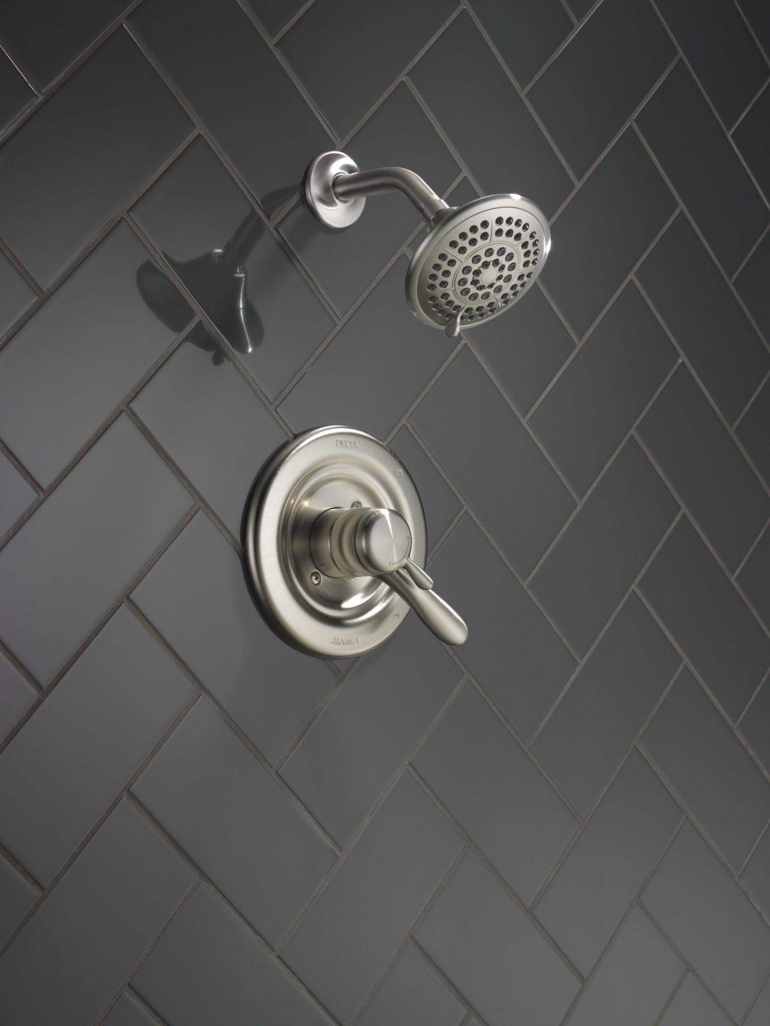 Delta Lahara® Monitor® 17 Series Shower Trim