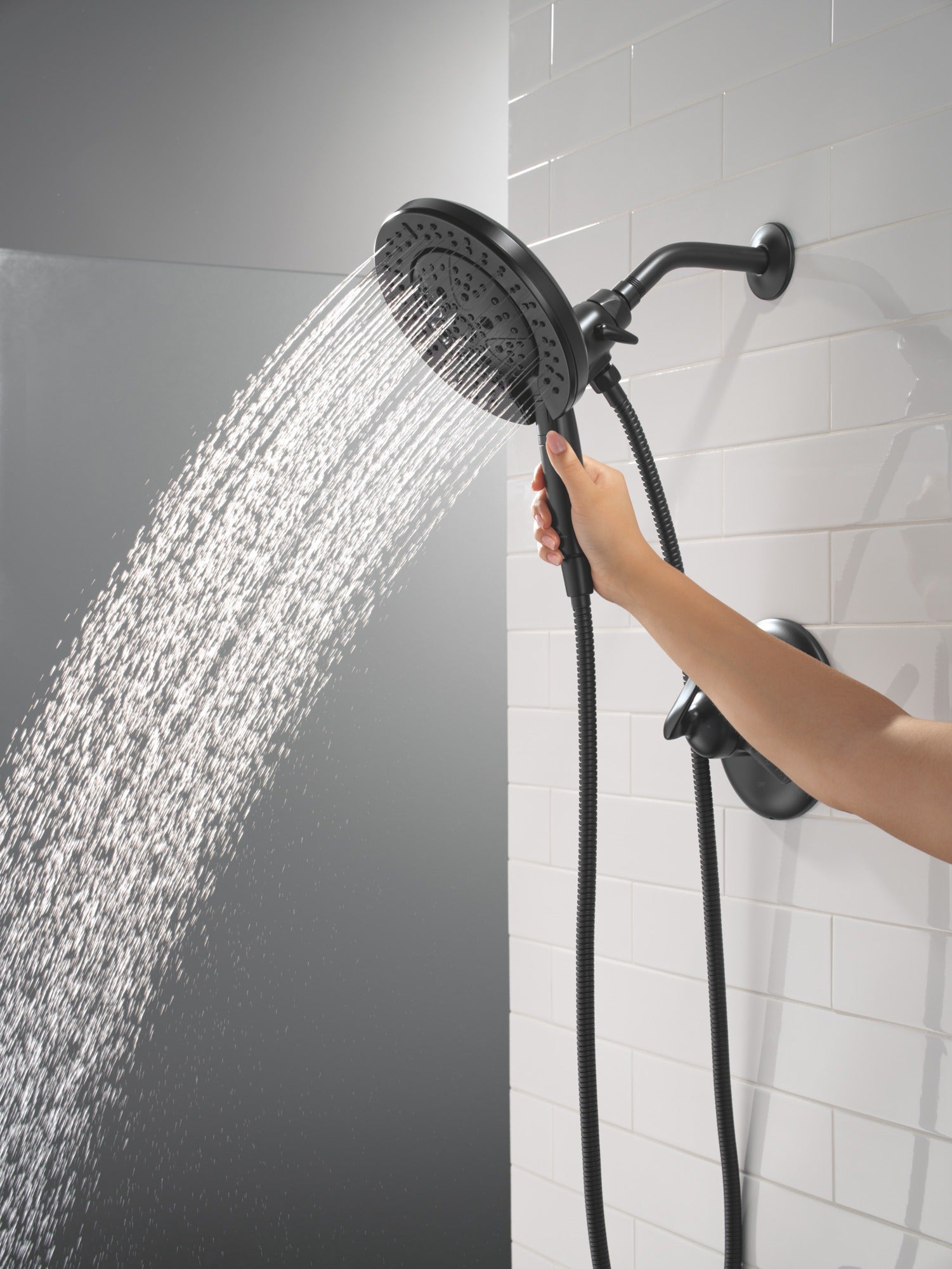 Delta Bonacci™ 17 Series Shower Trim with In2ition Shower Head