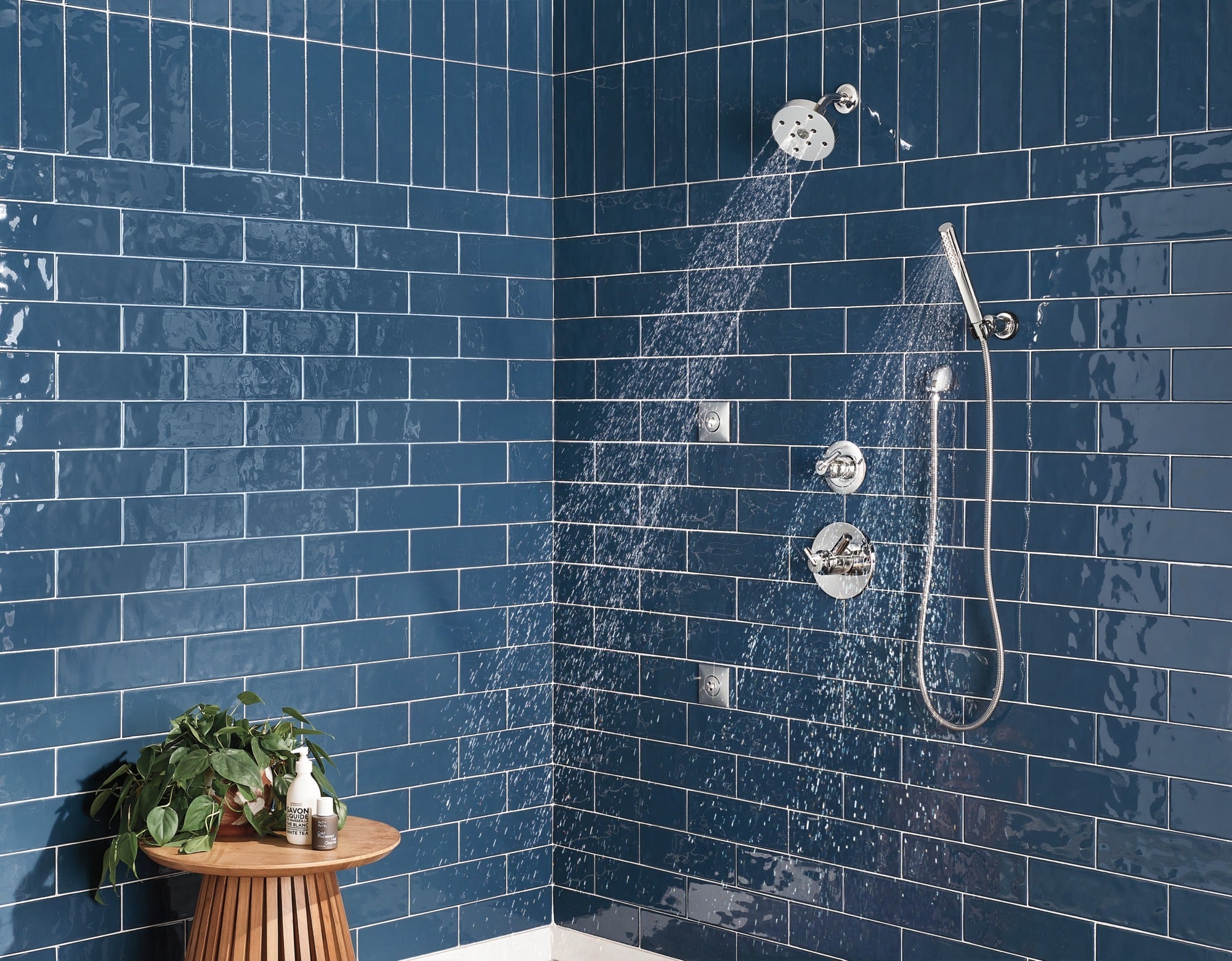 Delta Trinsic® Monitor® 17 Series H2OKinetic® Shower Trim