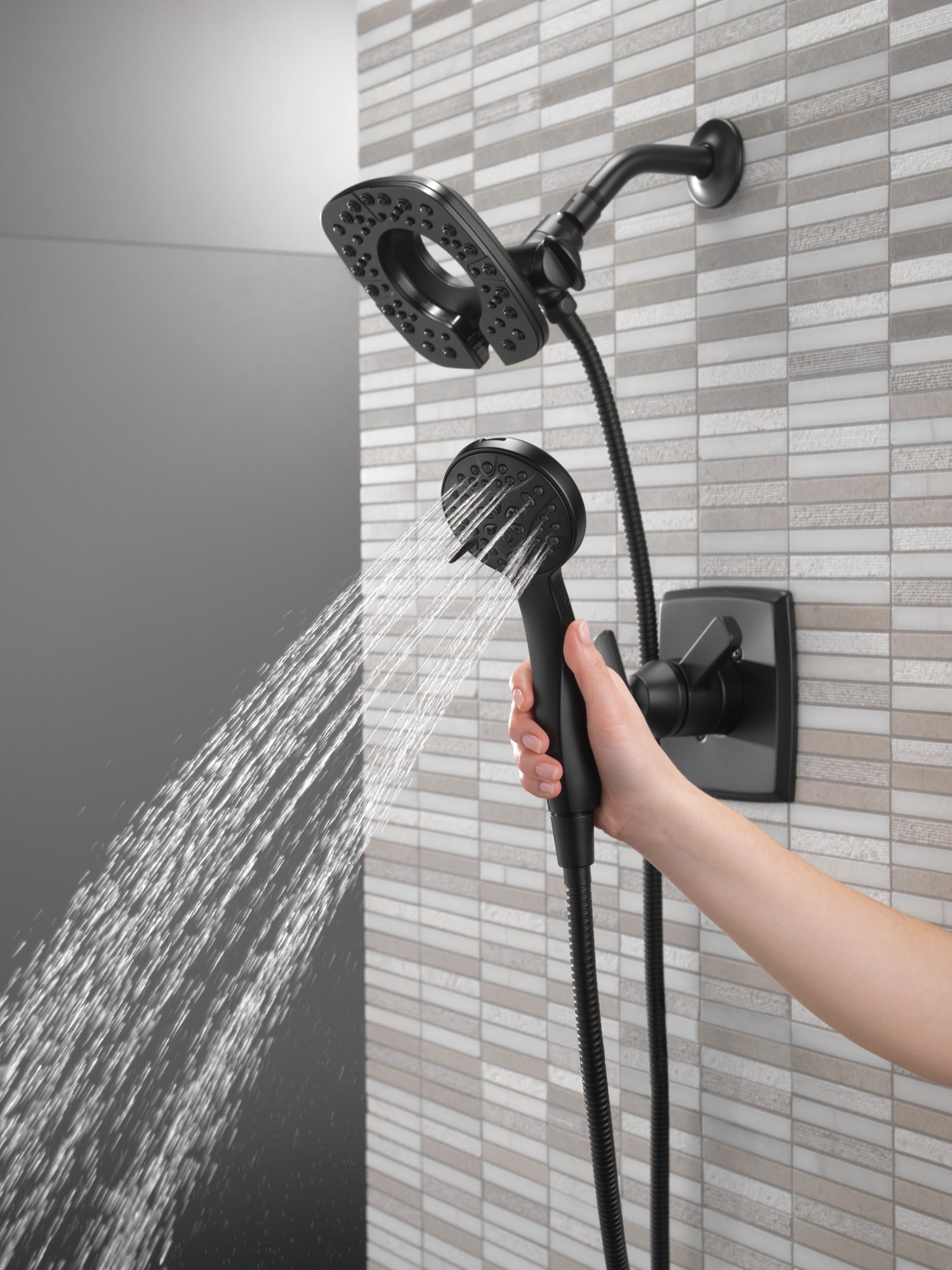 Delta Ashlyn® Monitor® 17 Series Shower Trim