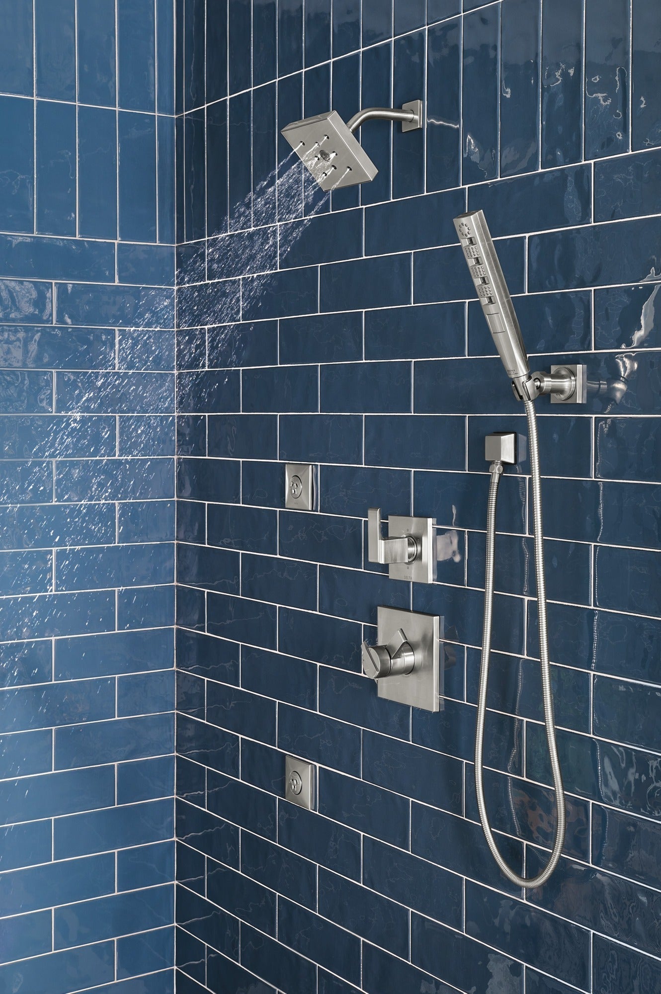 Delta Ara® 6-Setting 3-Port Diverter Trim