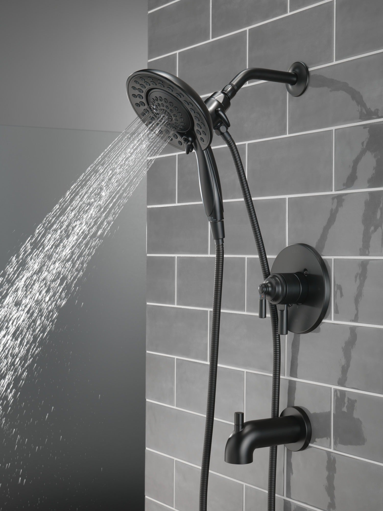 Delta Saylor® Monitor® 17 Series Tub & Shower Trim with In2ition®