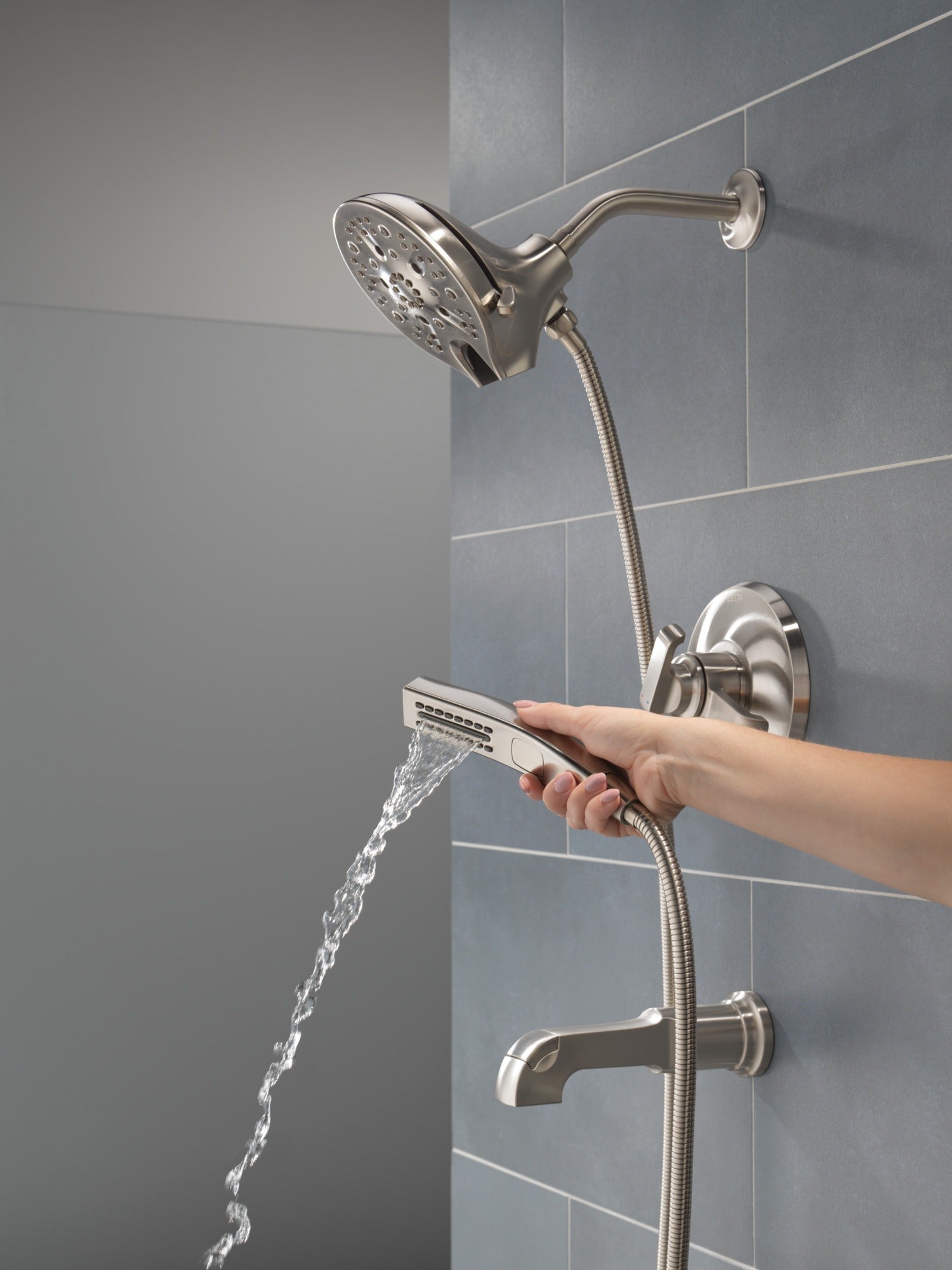 Delta Tetra™ 17 Series Tub Shower Trim