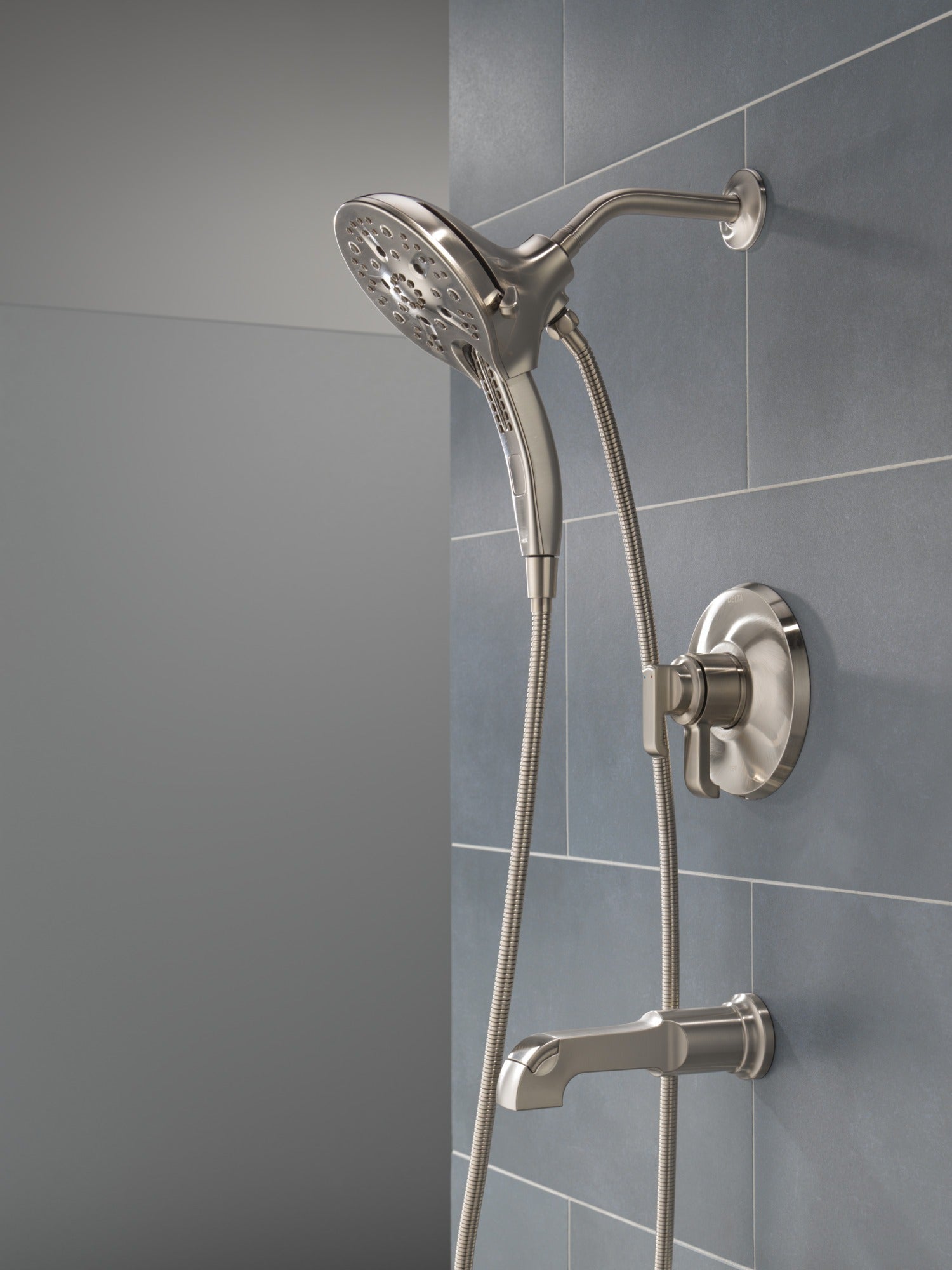 Delta Tetra™ 17 Series Tub Shower Trim
