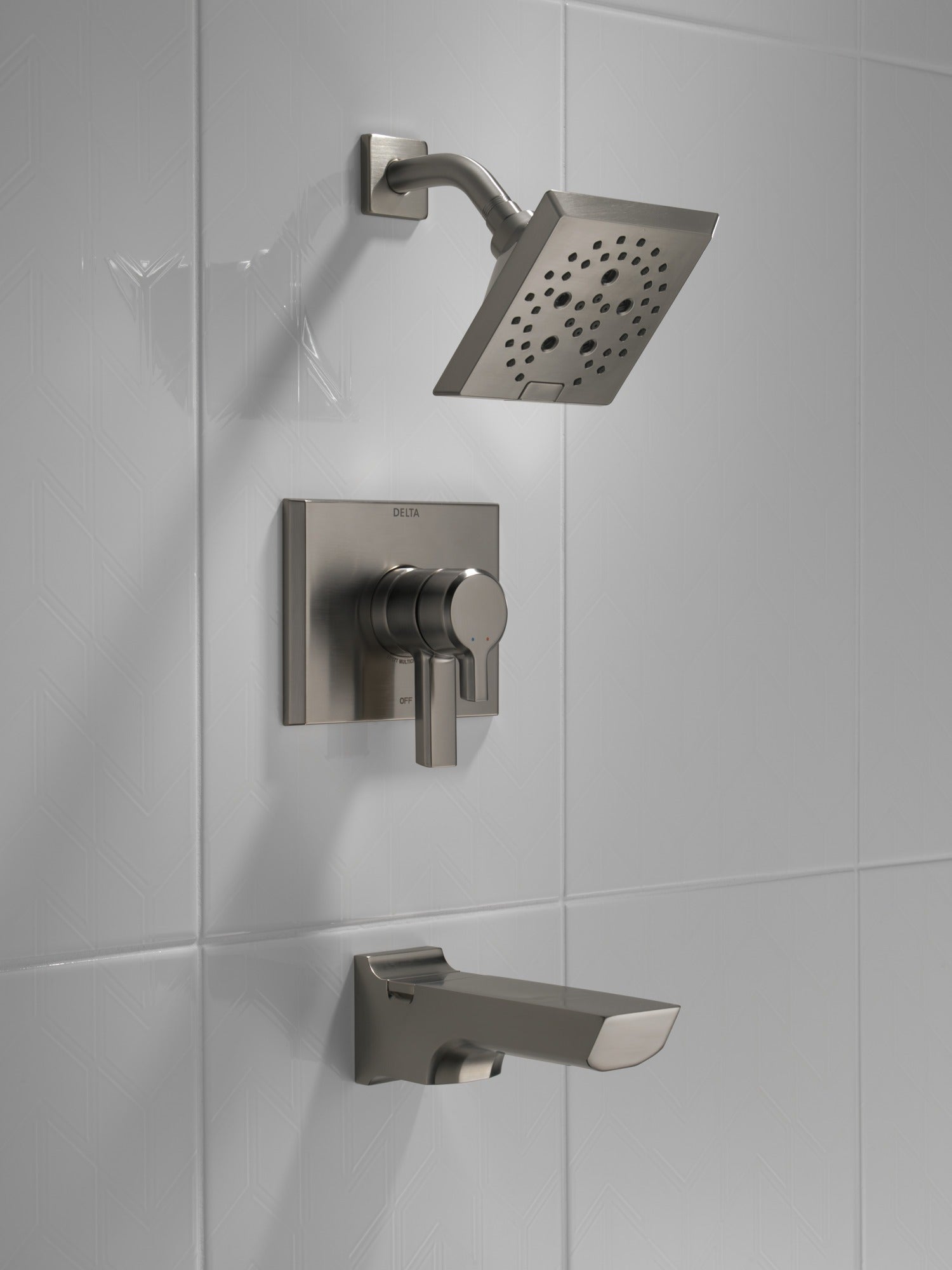 Delta Pivotal® Monitor® 17 Series H2OKinetic® Tub and Shower Trim