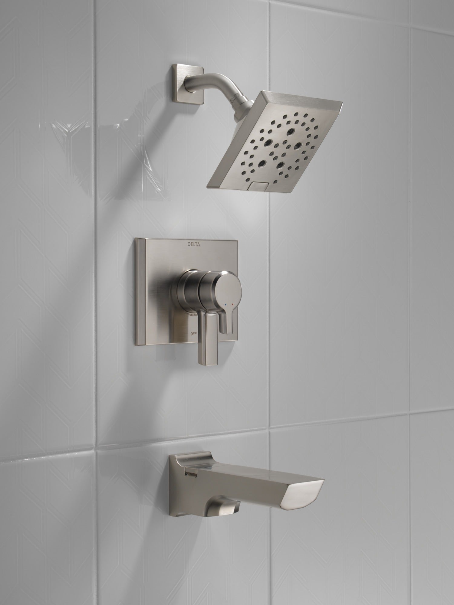Delta Pivotal® Monitor® 17 Series H2OKinetic® Tub and Shower Trim