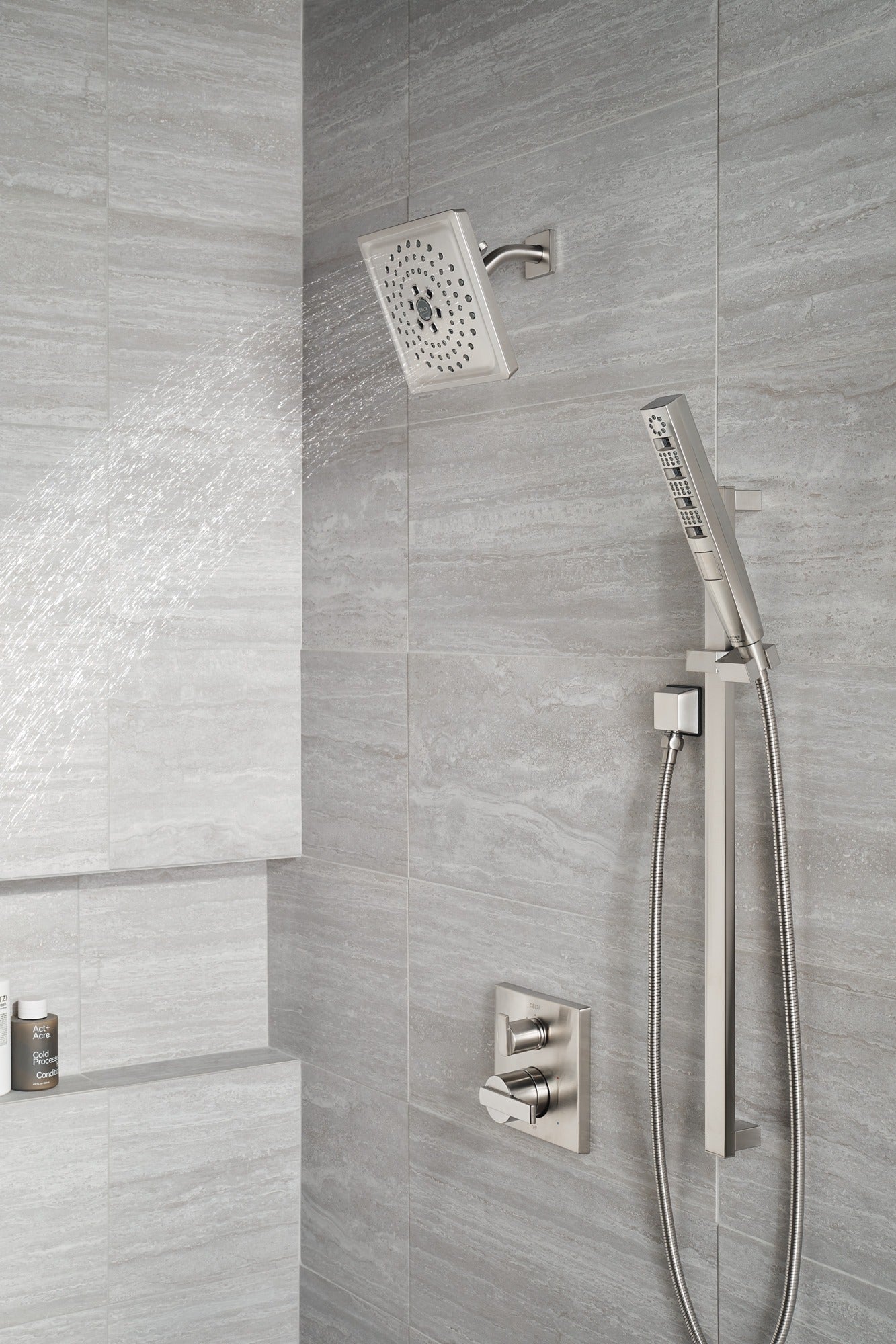 Delta Ara® Angular Modern Monitor® 14 Series Valve Trim with 3-Setting Integrated Diverter
