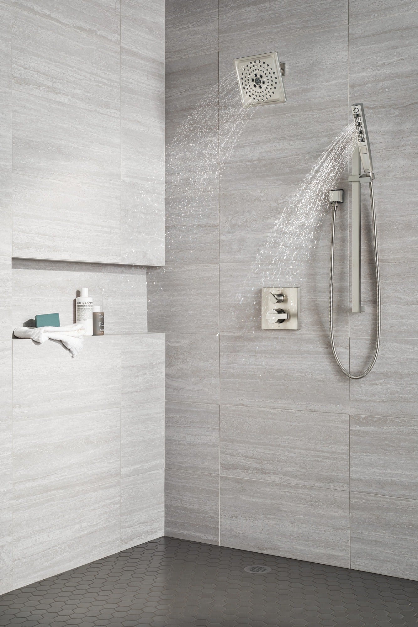 Delta Universal Showering Components H2OKinetic® Hand Shower 1.75 GPM w/Slide Bar 4S