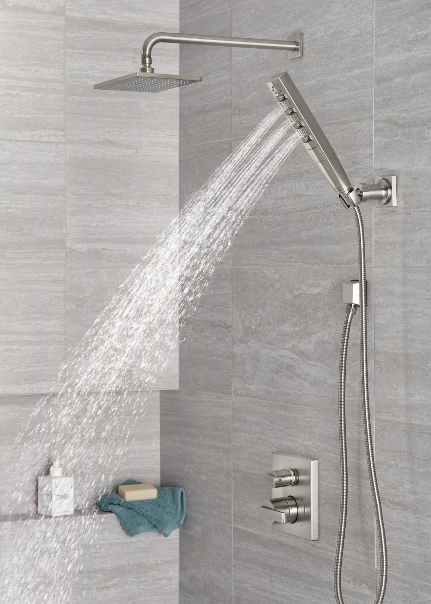 Delta Universal Showering Components H2OKinetic® 4-Setting Wall Mount Hand Shower
