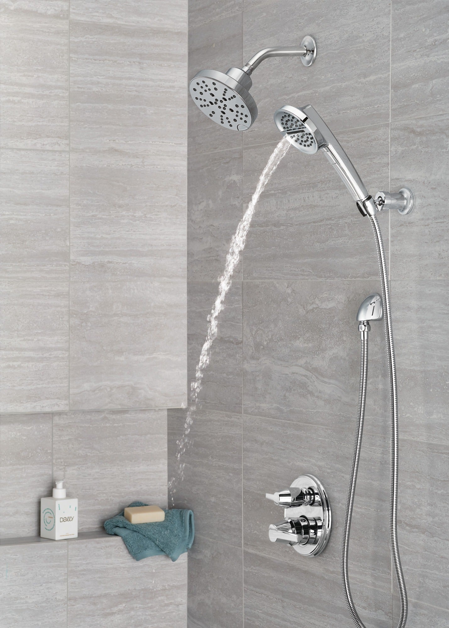 Delta Universal Showering Components H2OKinetic® 5-Setting Contemporary Raincan Shower Head