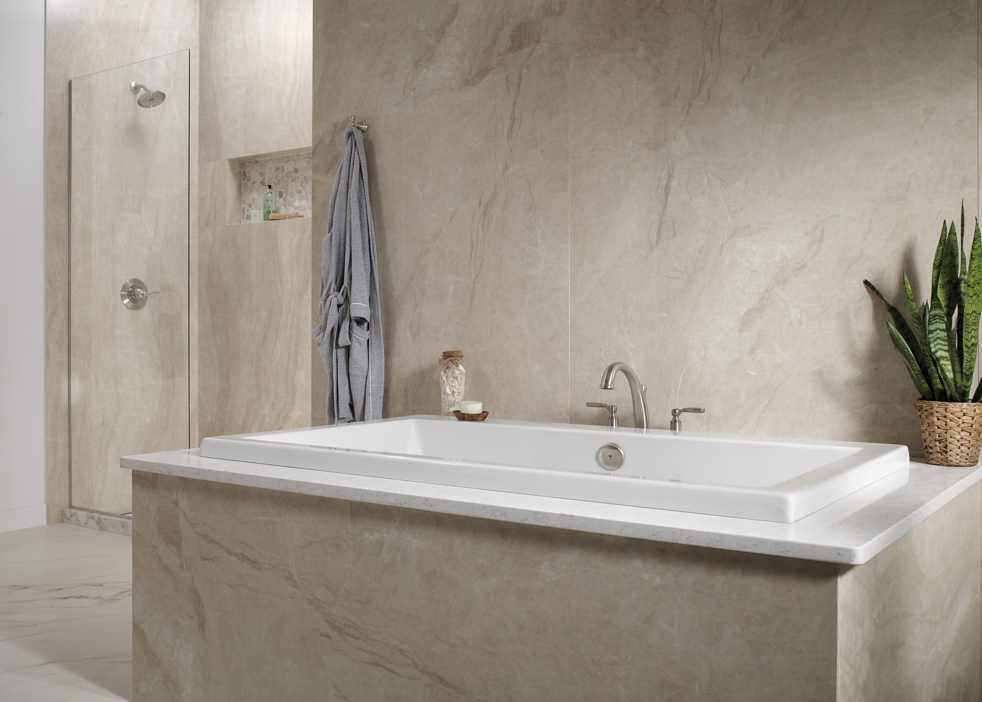 Delta Woodhurst™ Roman Tub Trim