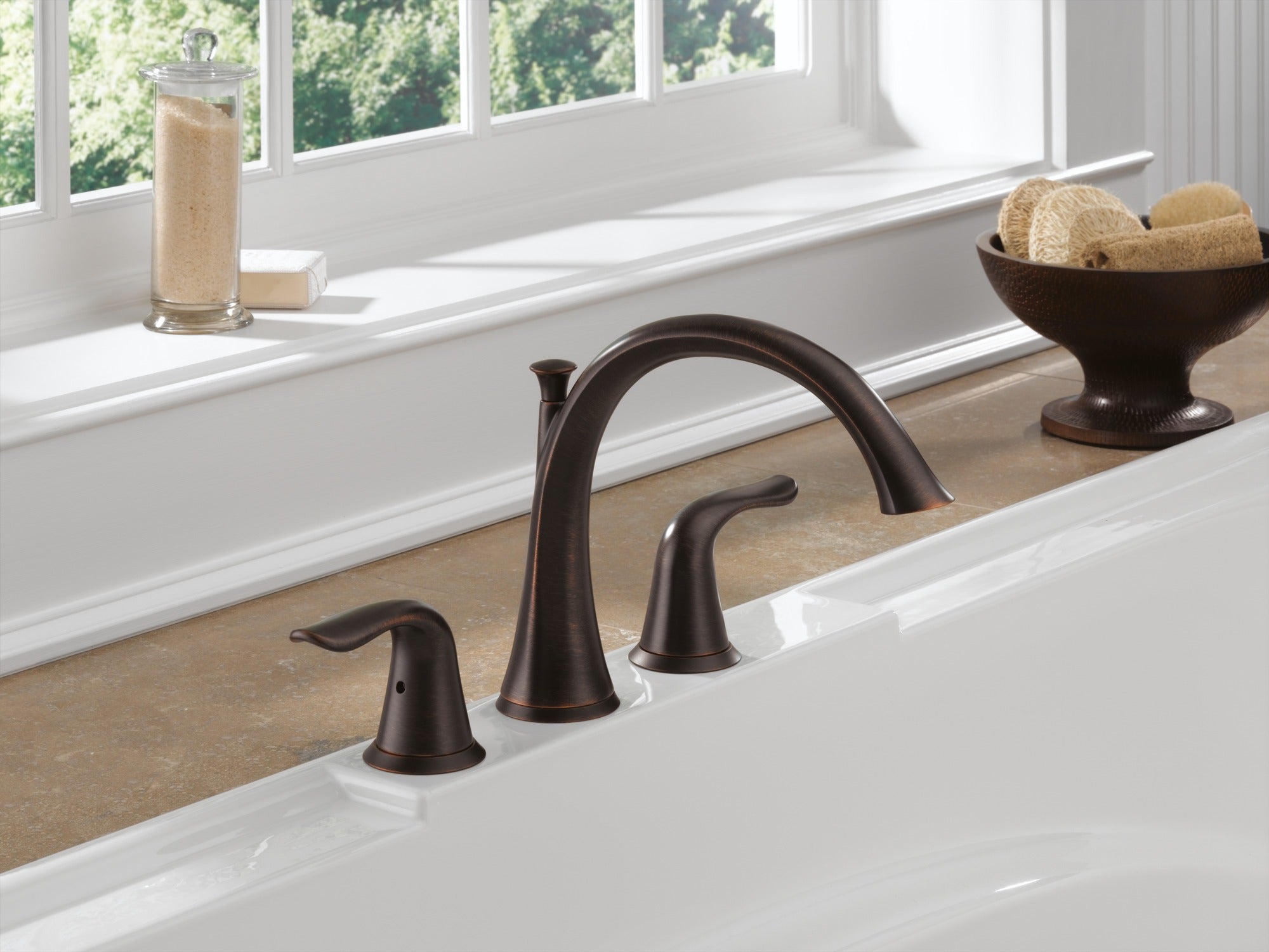Delta Lahara® Roman Tub Trim