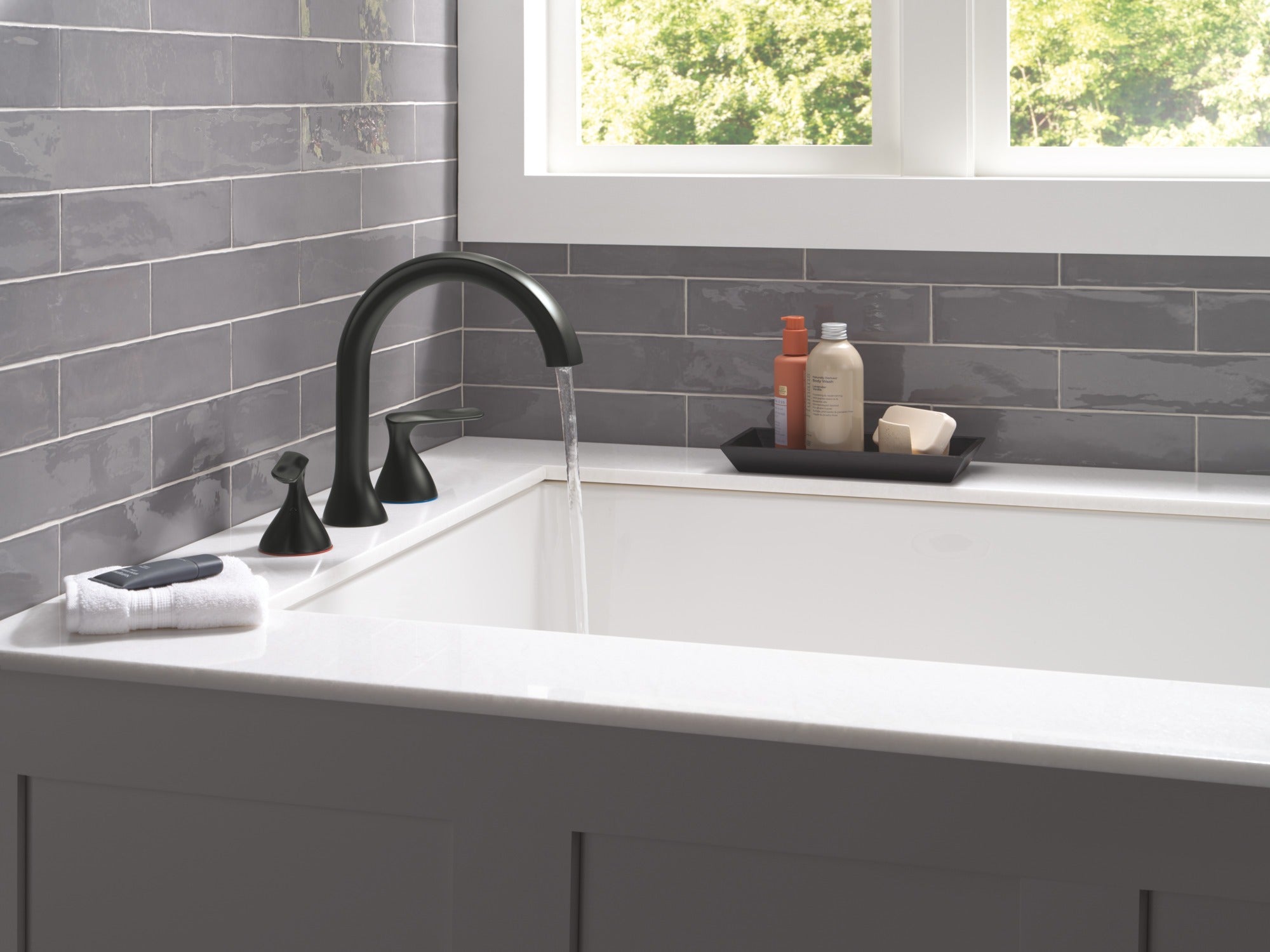Delta Bonacci™ Three Hole Roman Tub Trim