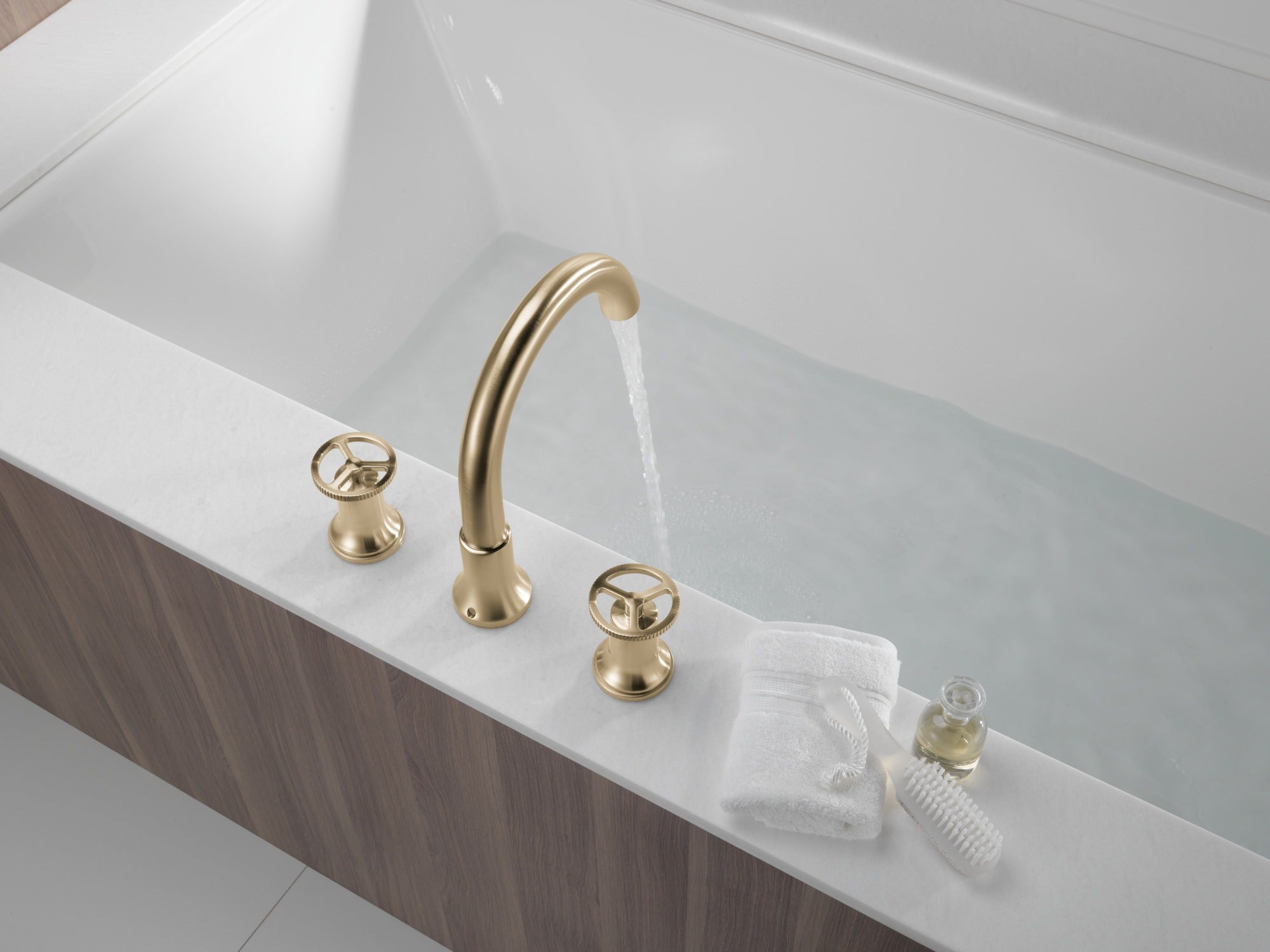 Delta Trinsic® Roman Tub Faucet Trim