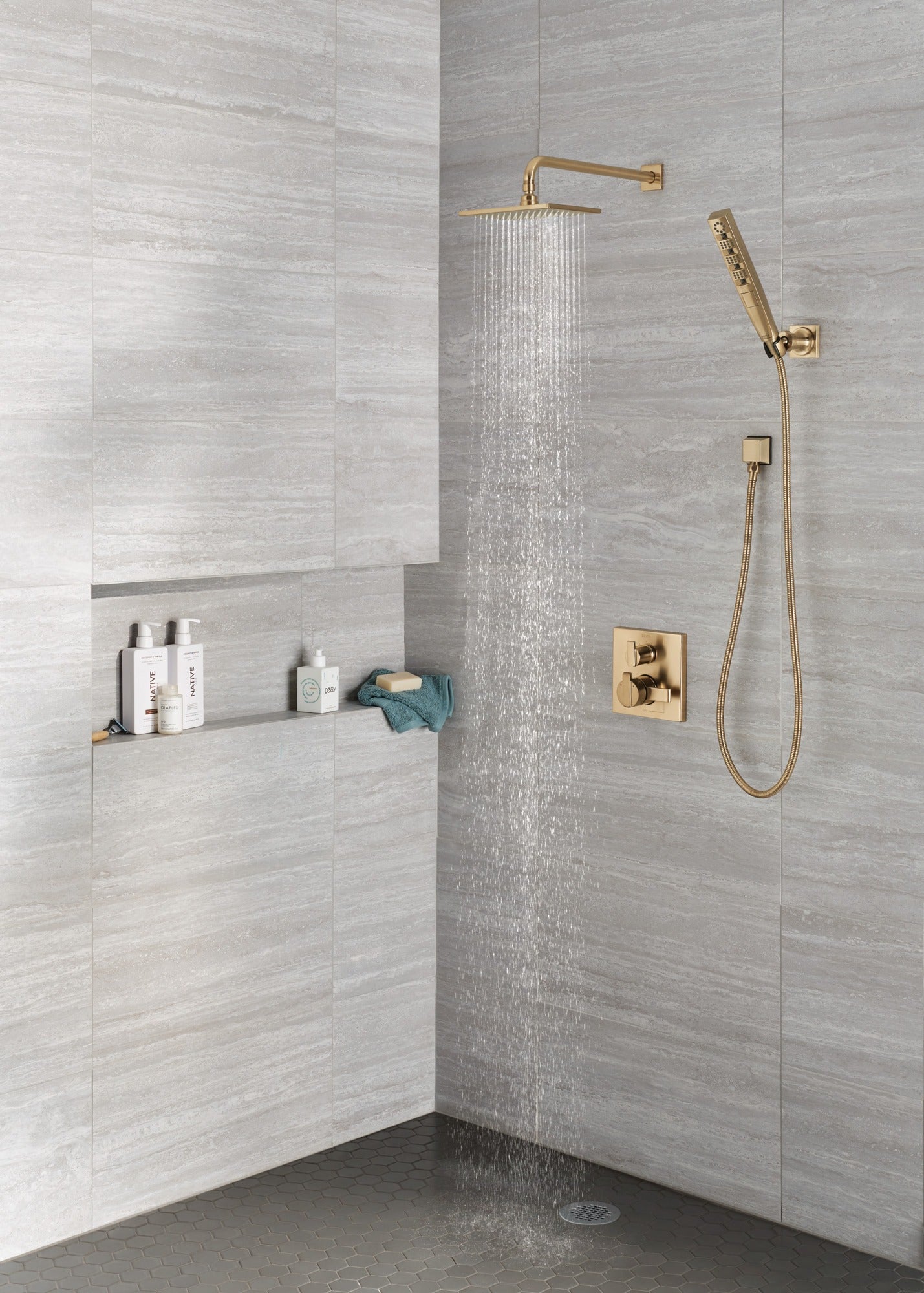 Delta Universal Showering Components H2OKinetic® 4-Setting Wall Mount Hand Shower
