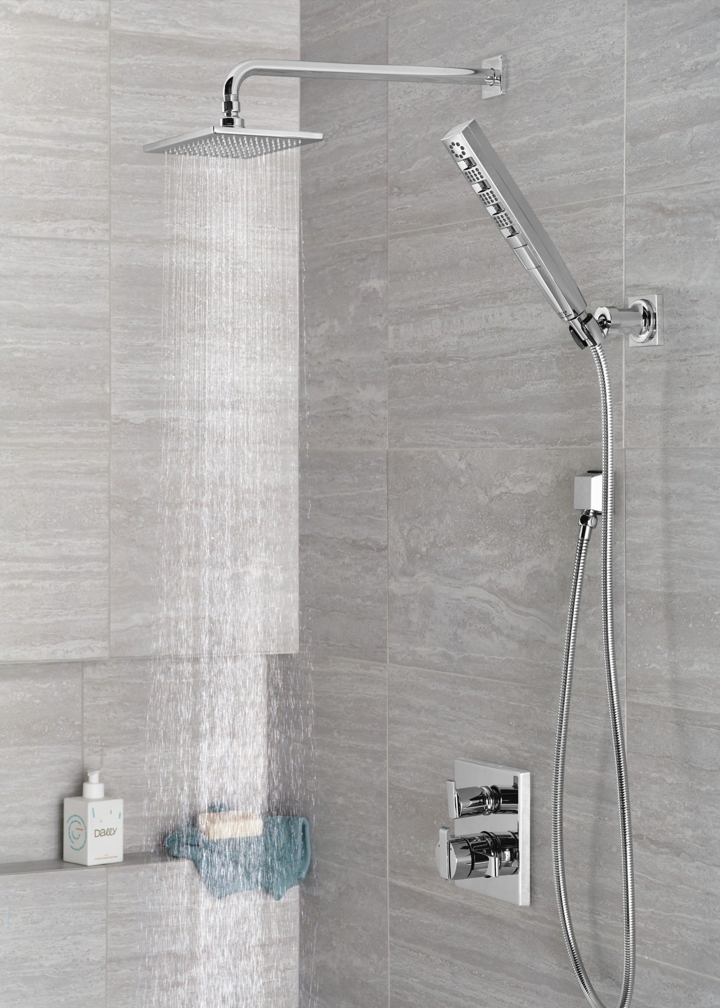 Delta Universal Showering Components H2OKinetic® 4-Setting Wall Mount Hand Shower