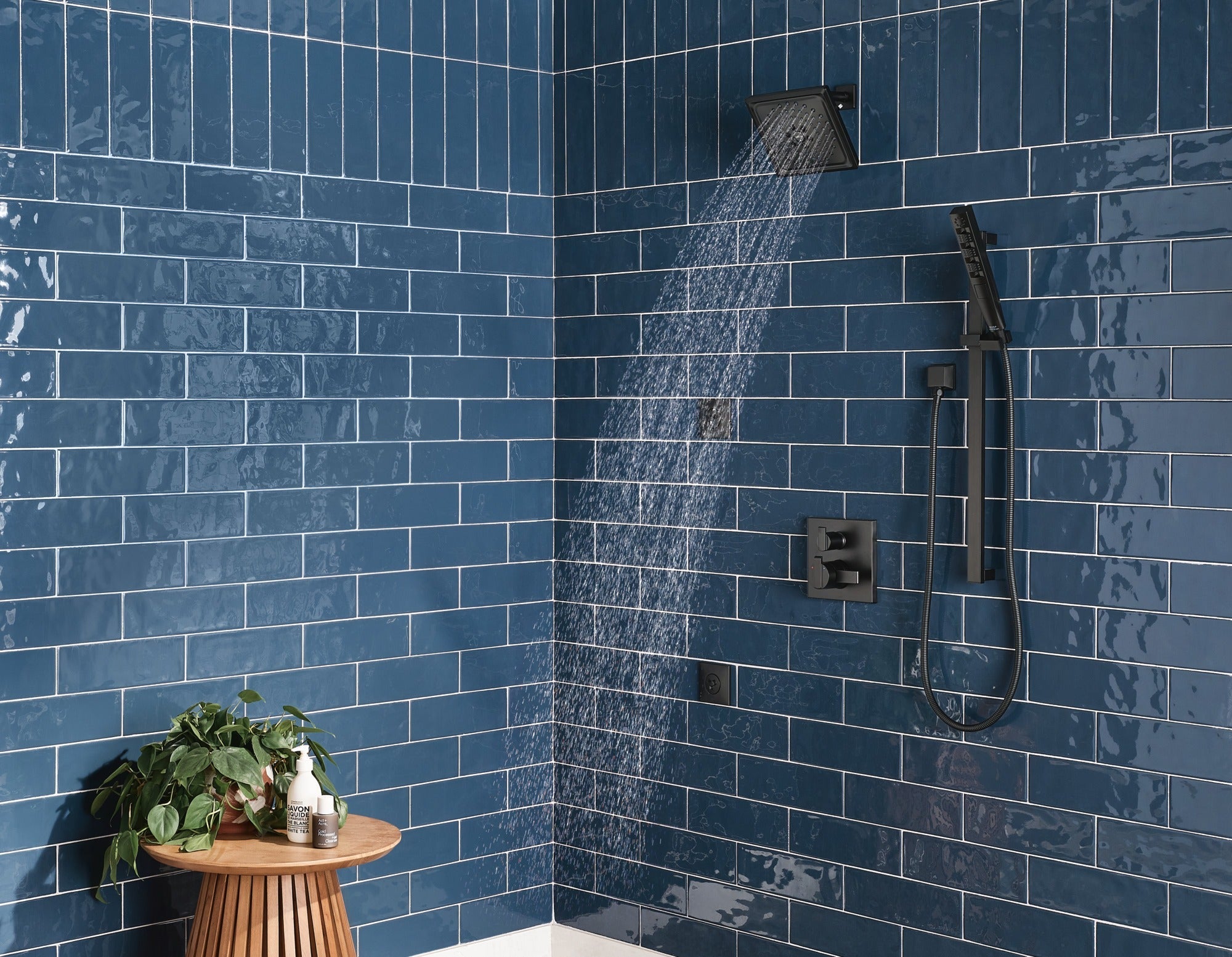 Delta Vero® Shower Flange
