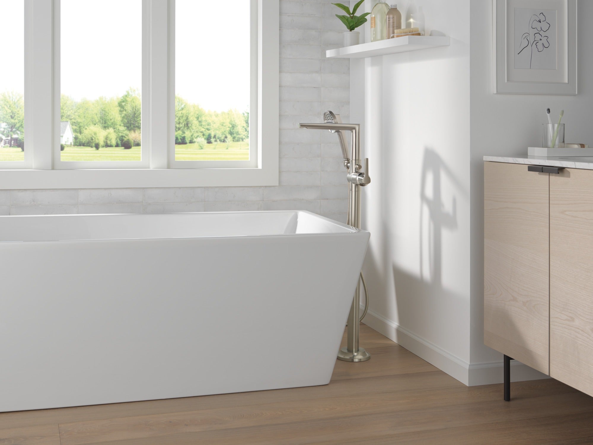 Delta Galeon™ Free Standing Tub Filler