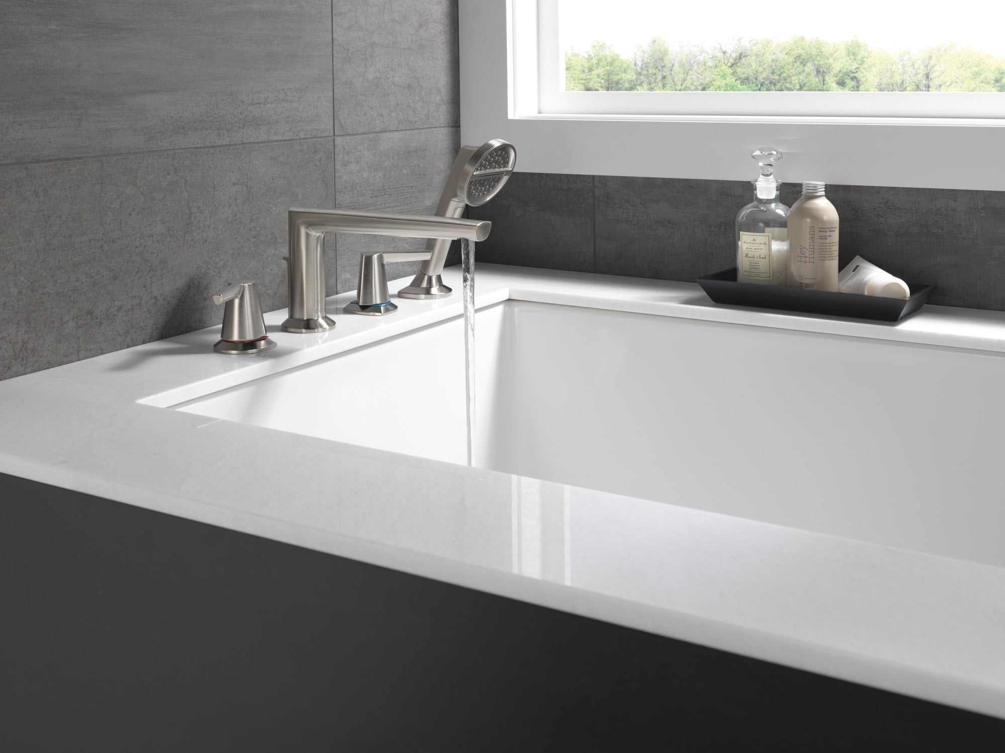 Delta Galeon™ 4-Hole Roman Tub Trim with Hand Shower