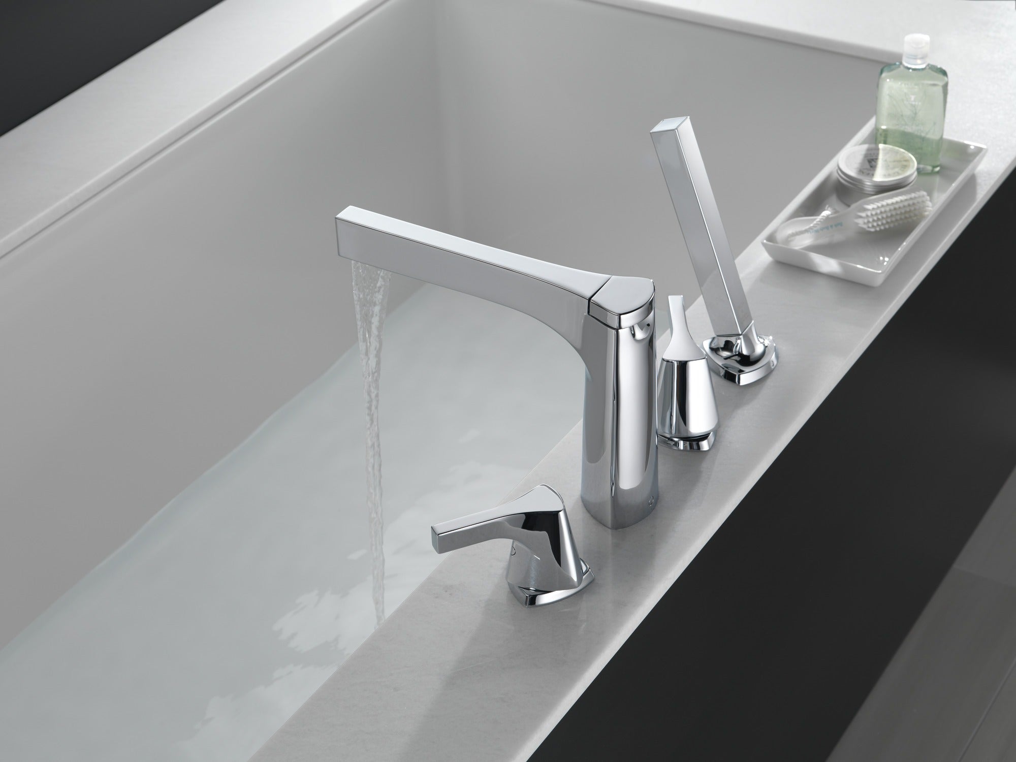 Delta Zura® Roman Tub with Hand Shower Trim