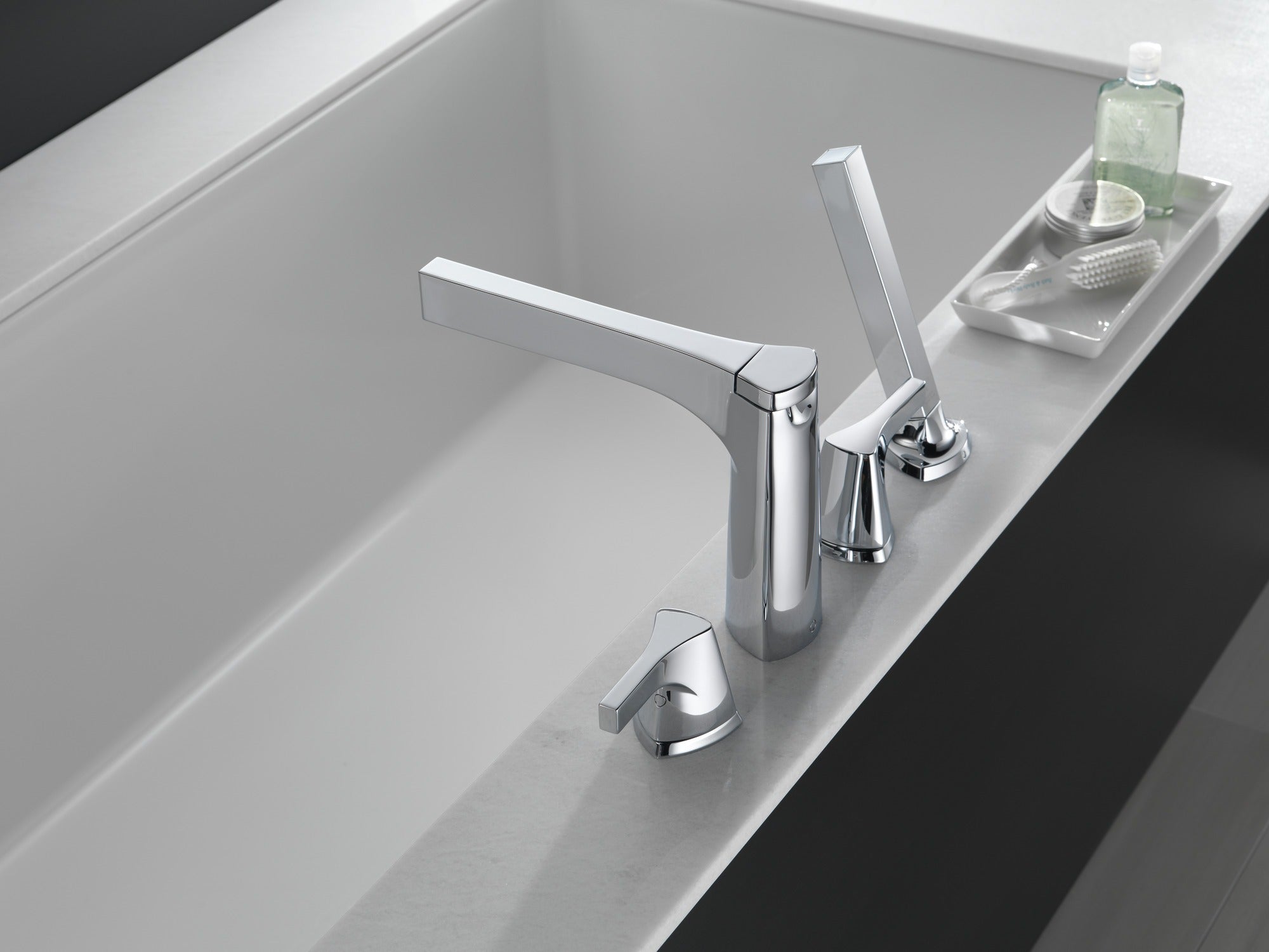 Delta Zura® Roman Tub with Hand Shower Trim
