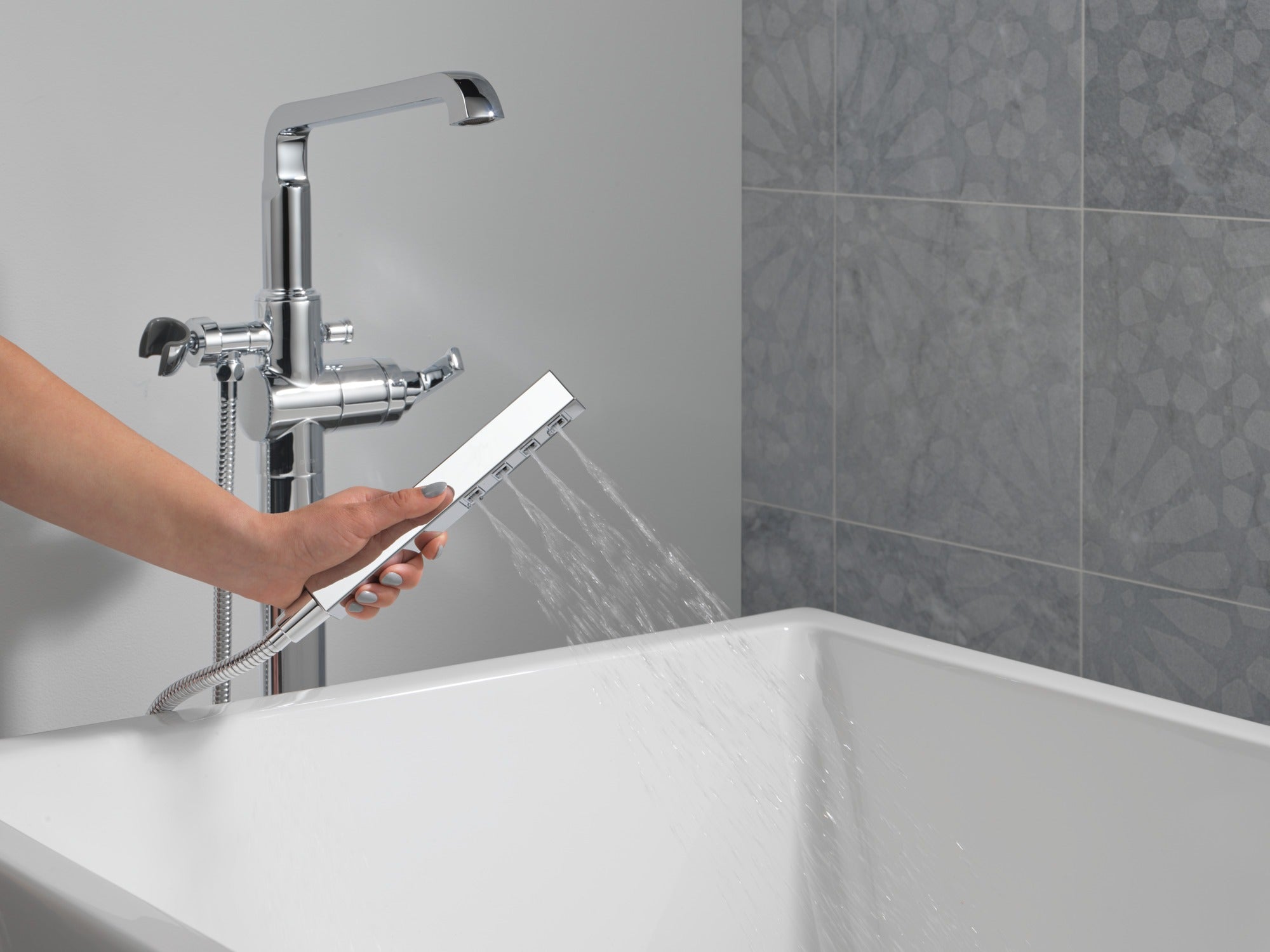 Delta Tetra™ Floor Mount Tub Filler Handle - Lever