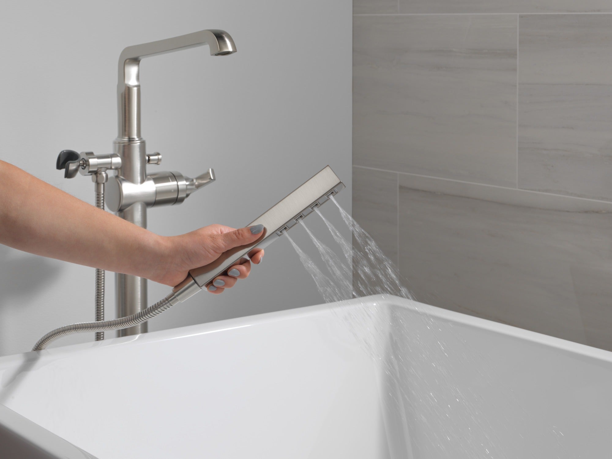 Delta Tetra™ Floor Mount Tub Filler Handle - Lever