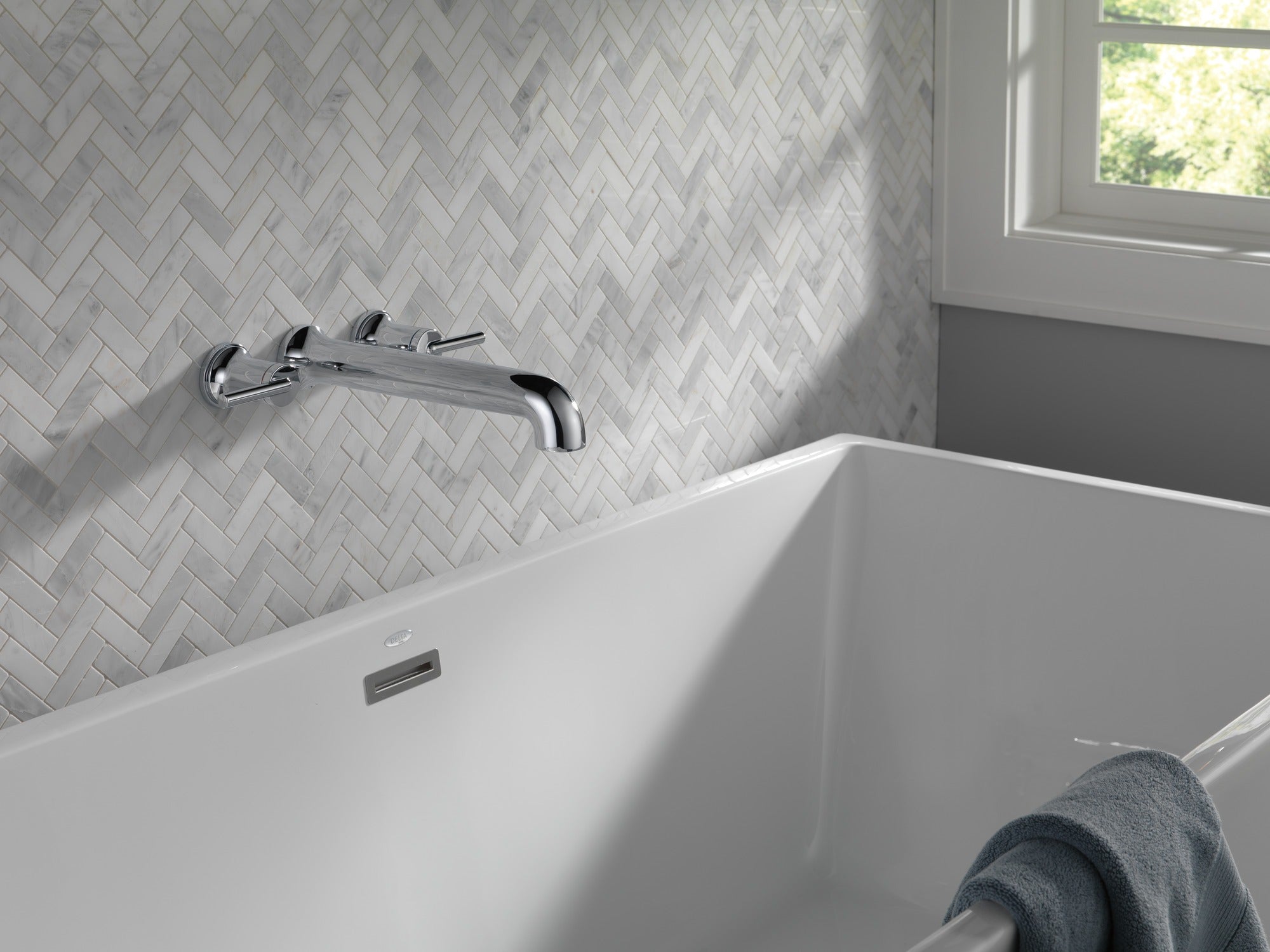 Delta Trinsic® Wall Mounted Tub Filler