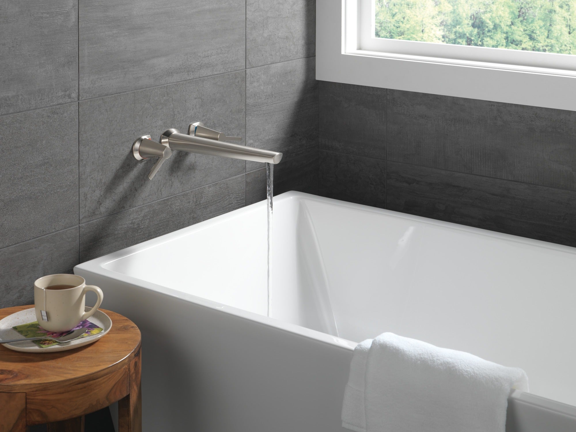 Delta Galeon™ Wall Mount Tub Filler