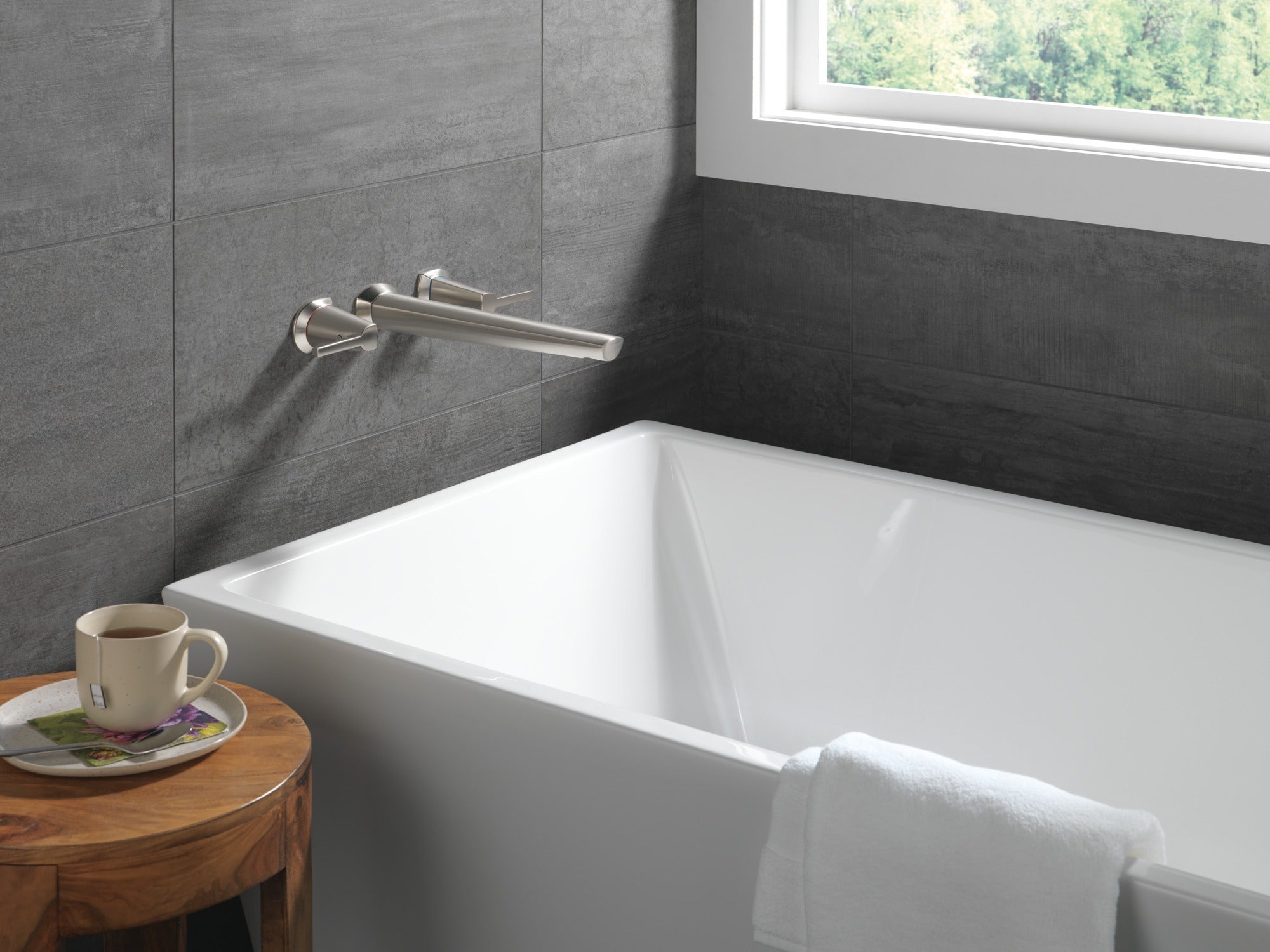 Delta Galeon™ Wall Mount Tub Filler