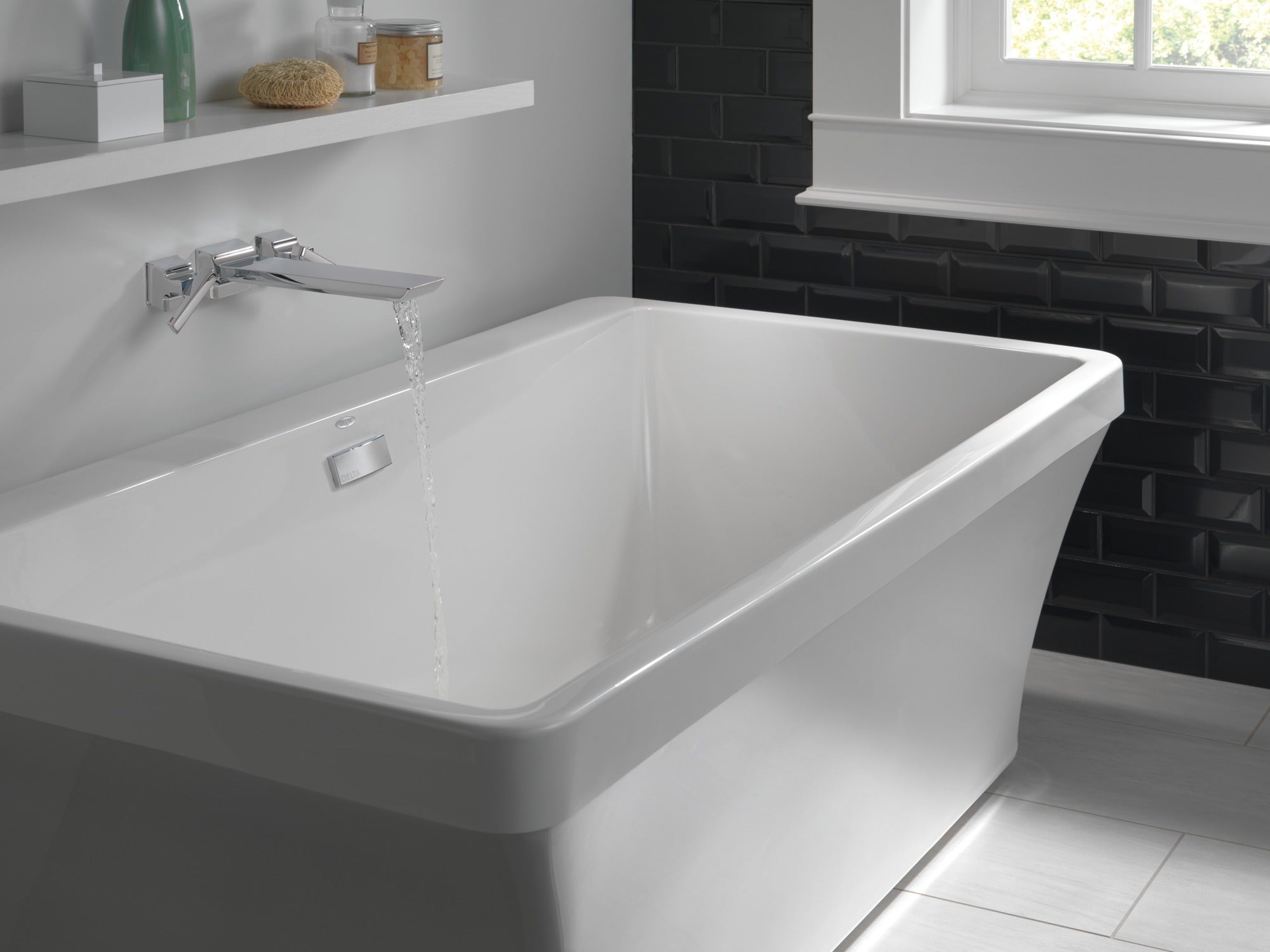 Delta Pivotal® Wall Mount Tub Filler Trim