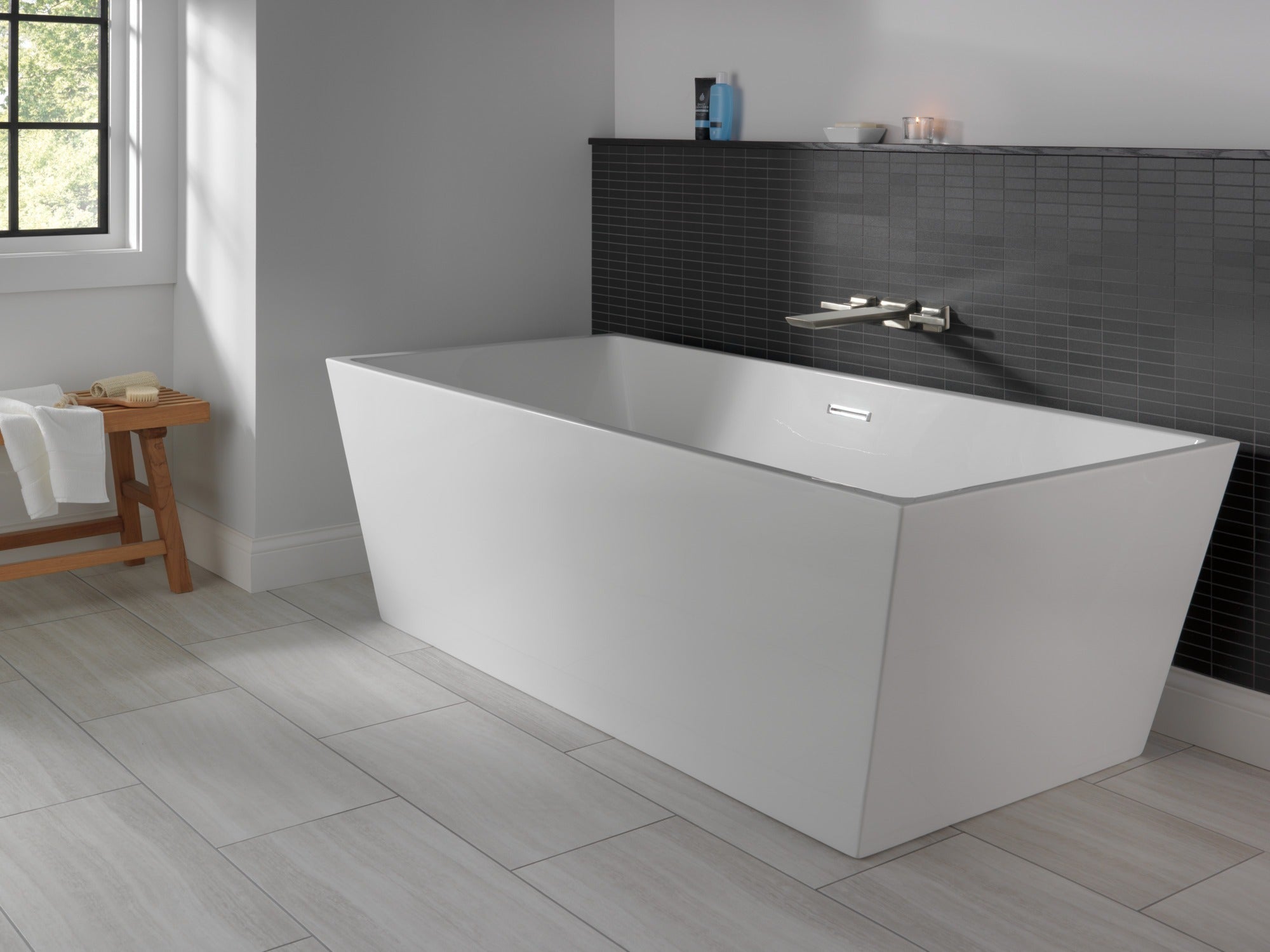 Delta Pivotal® Wall Mount Tub Filler Trim