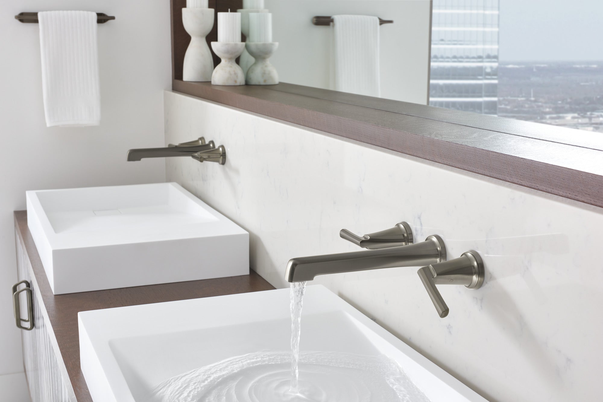 Brizo Levoir™ Drawer Pull