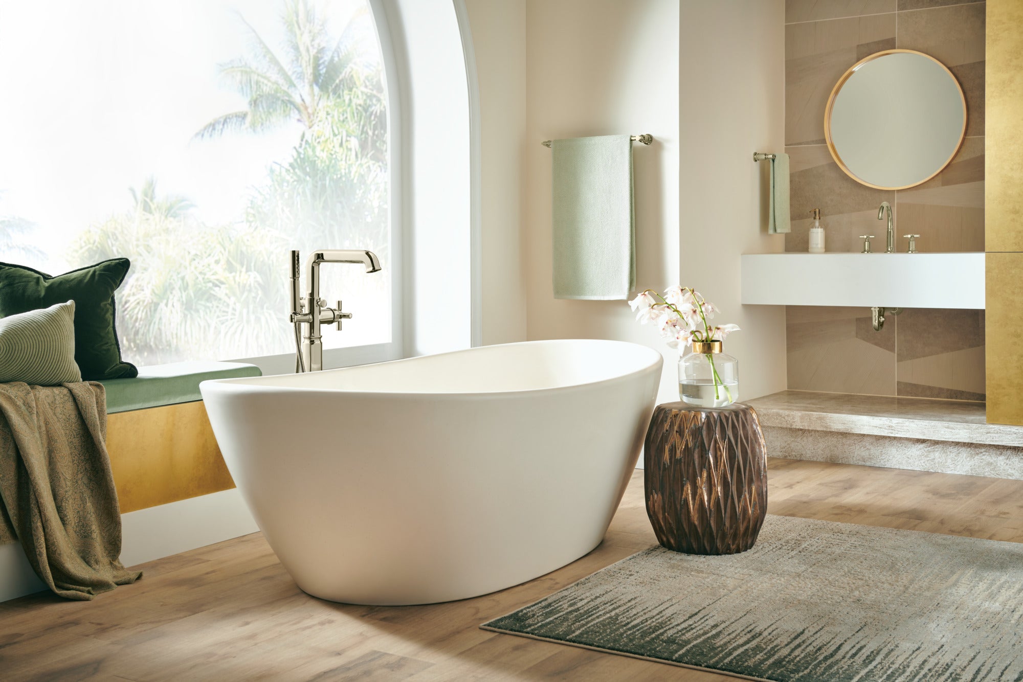 Brizo Invari® 18" Towel Bar