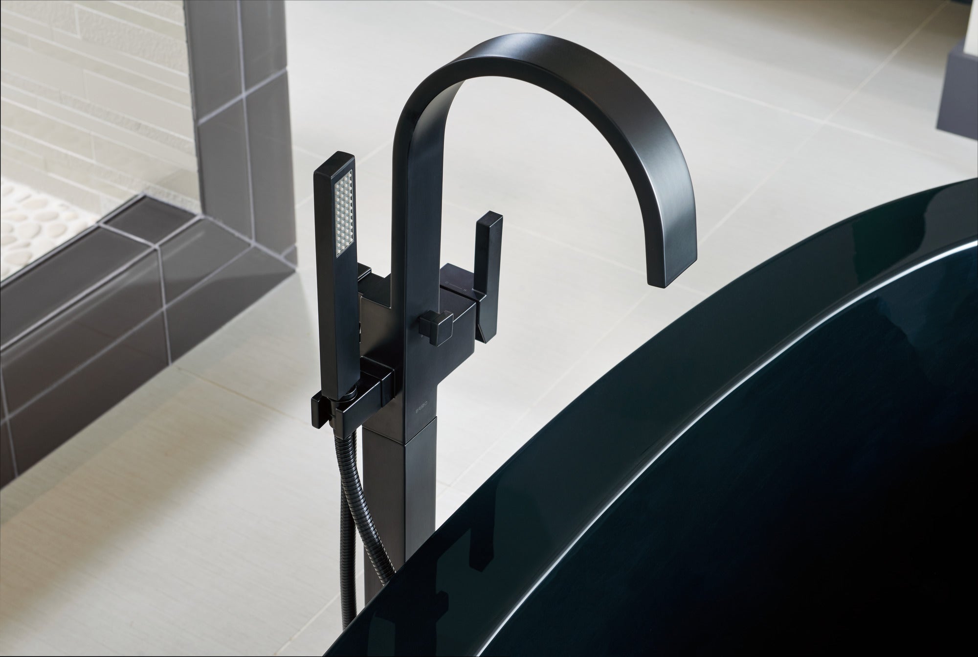 Brizo Siderna® Single-Handle Freestanding Tub Filler
