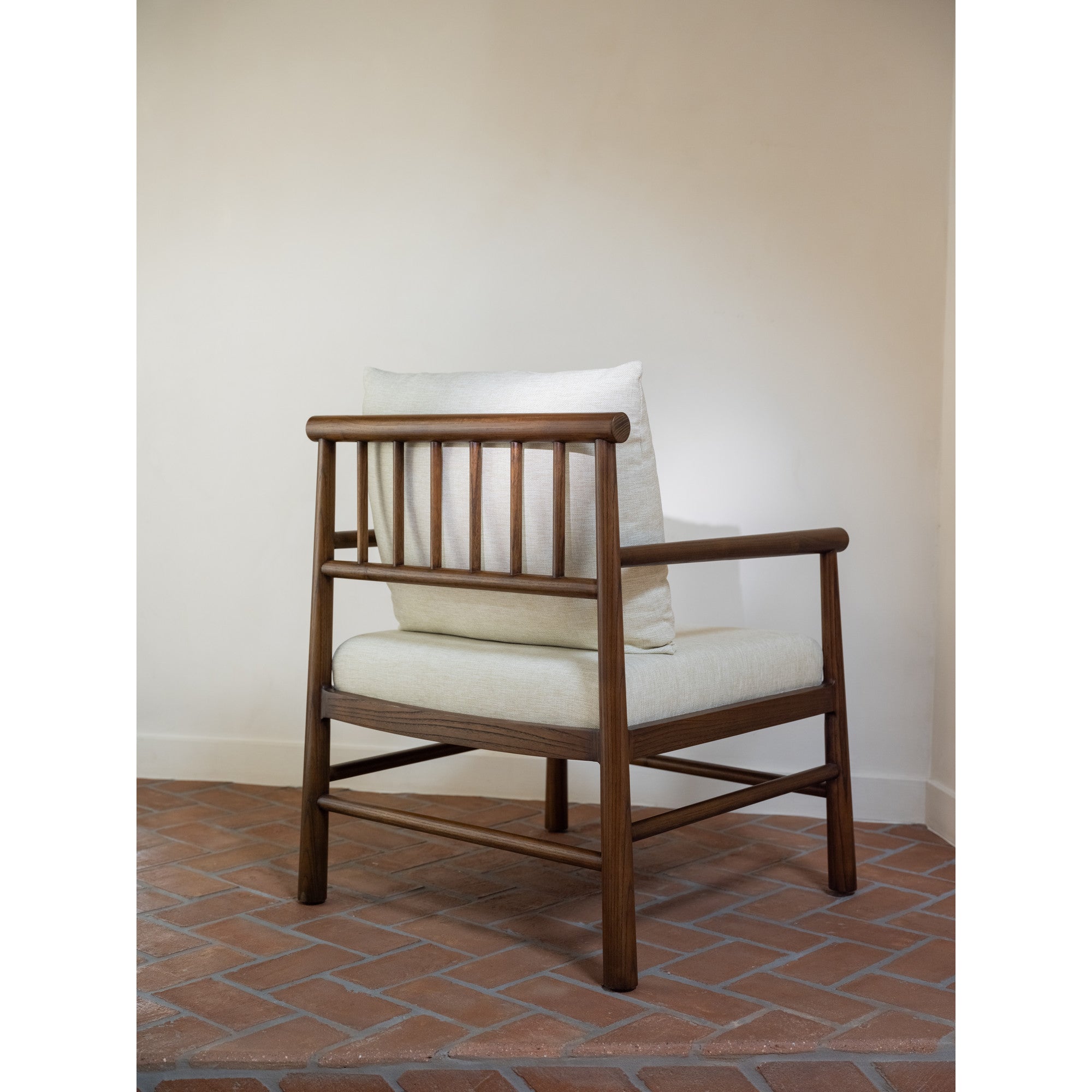 Moes Mayne Accent Chair Cream TA-1014-05