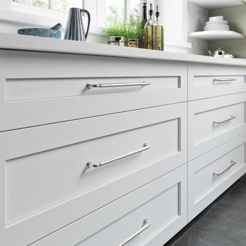 Top Knobs Serene Lily Pull