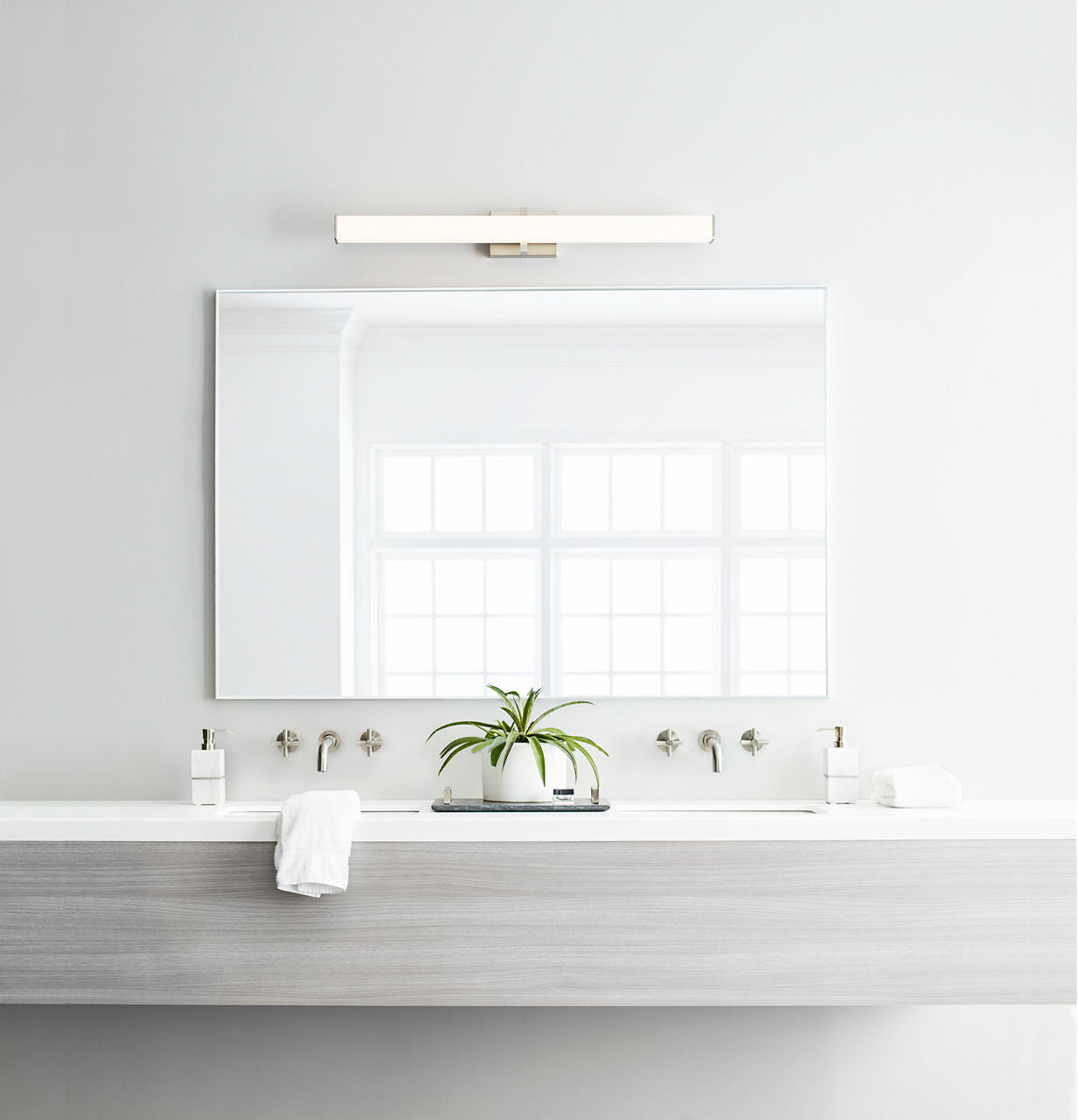 Ellis 36 Bath