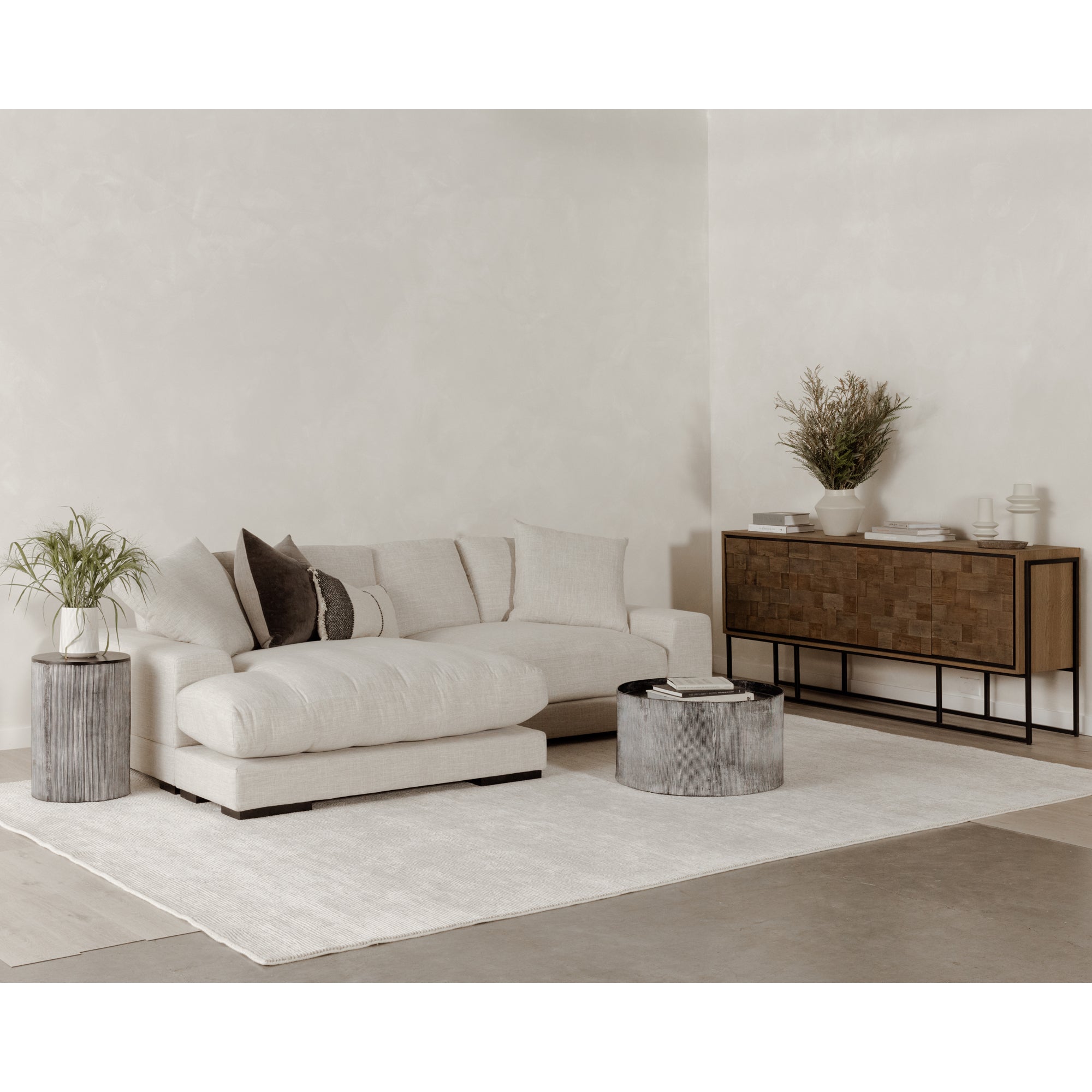 Moes Plunge Sectional Sahara TN-1004-21-0