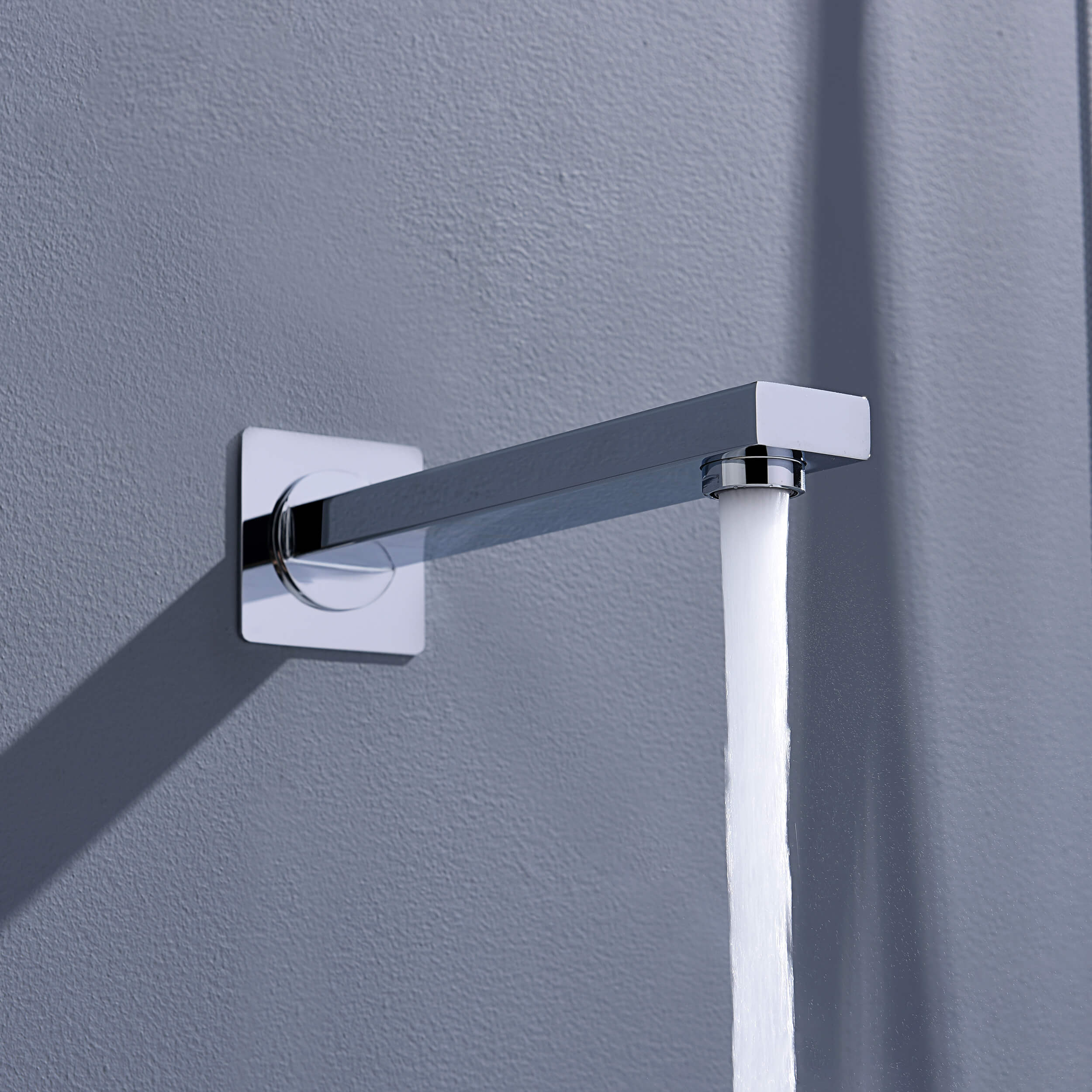 Quadra Metal Tub Spout