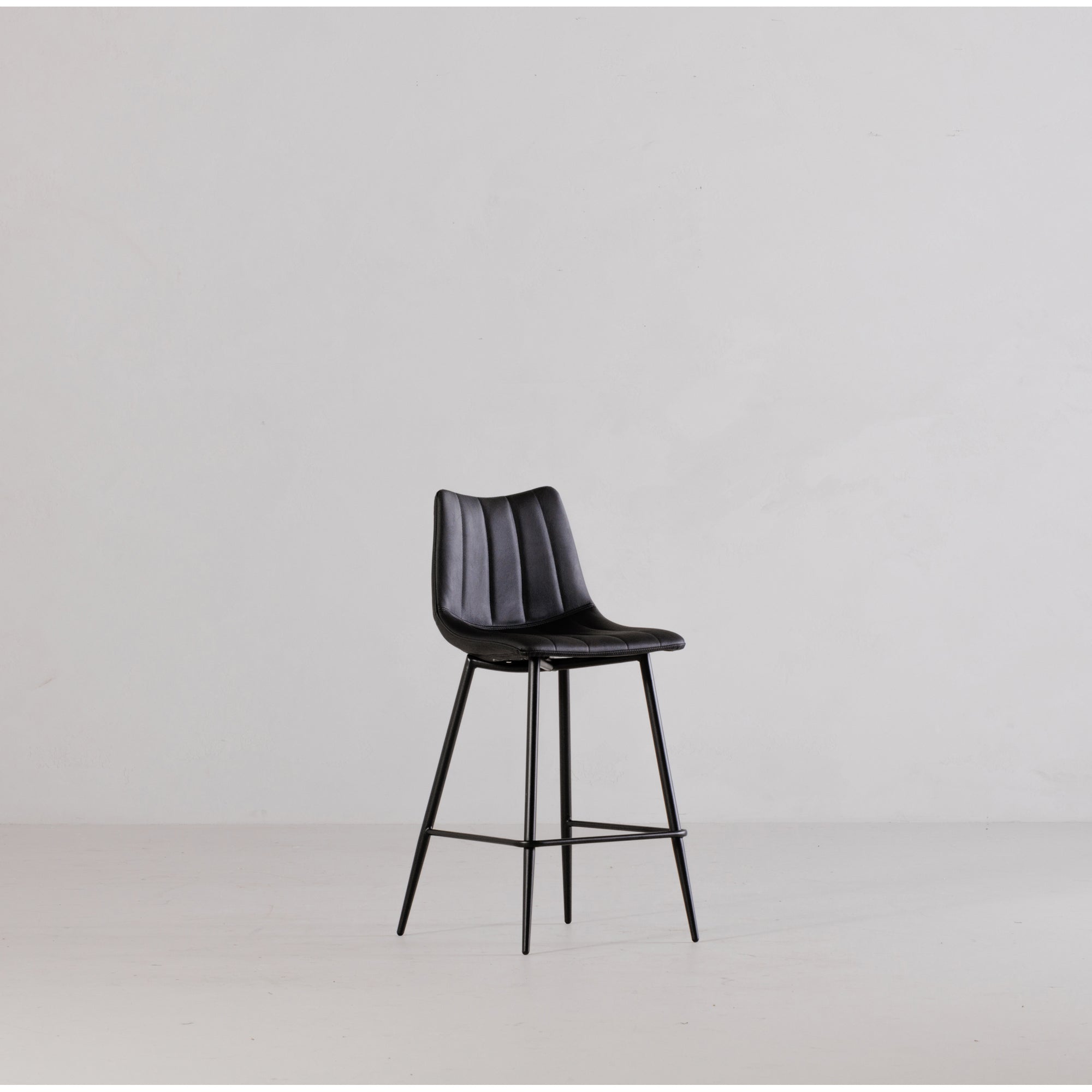 Moes Alibi Barstool Matte Black - Set Of Two UU-1003-02