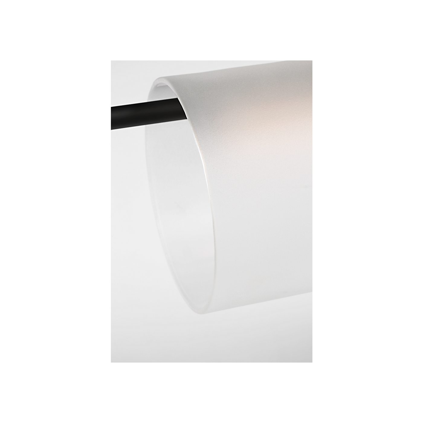 Visual Comfort Trace 72 Single Linear Chandelier